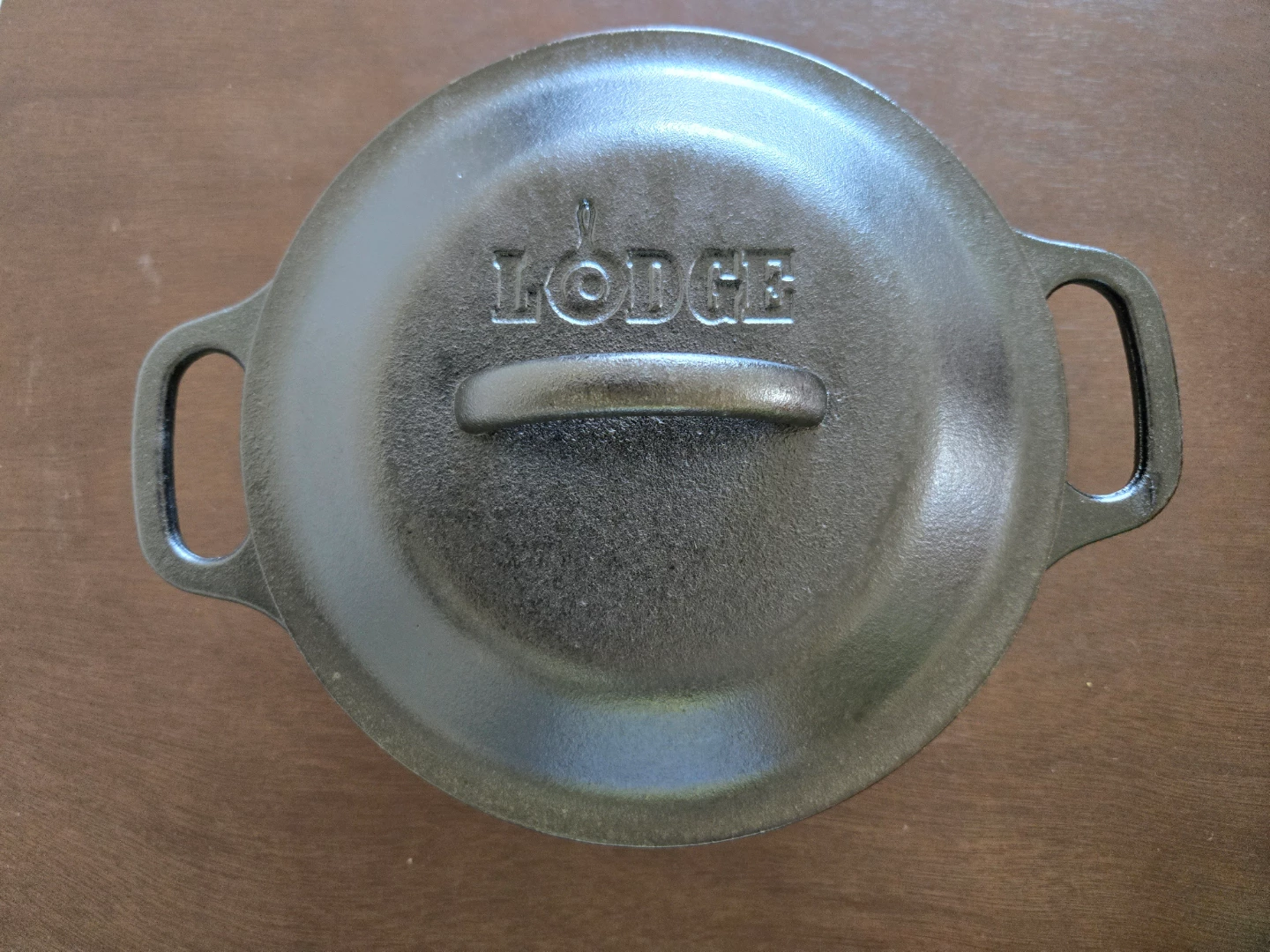 NEW Lodge Cast Iron Pot with Lid