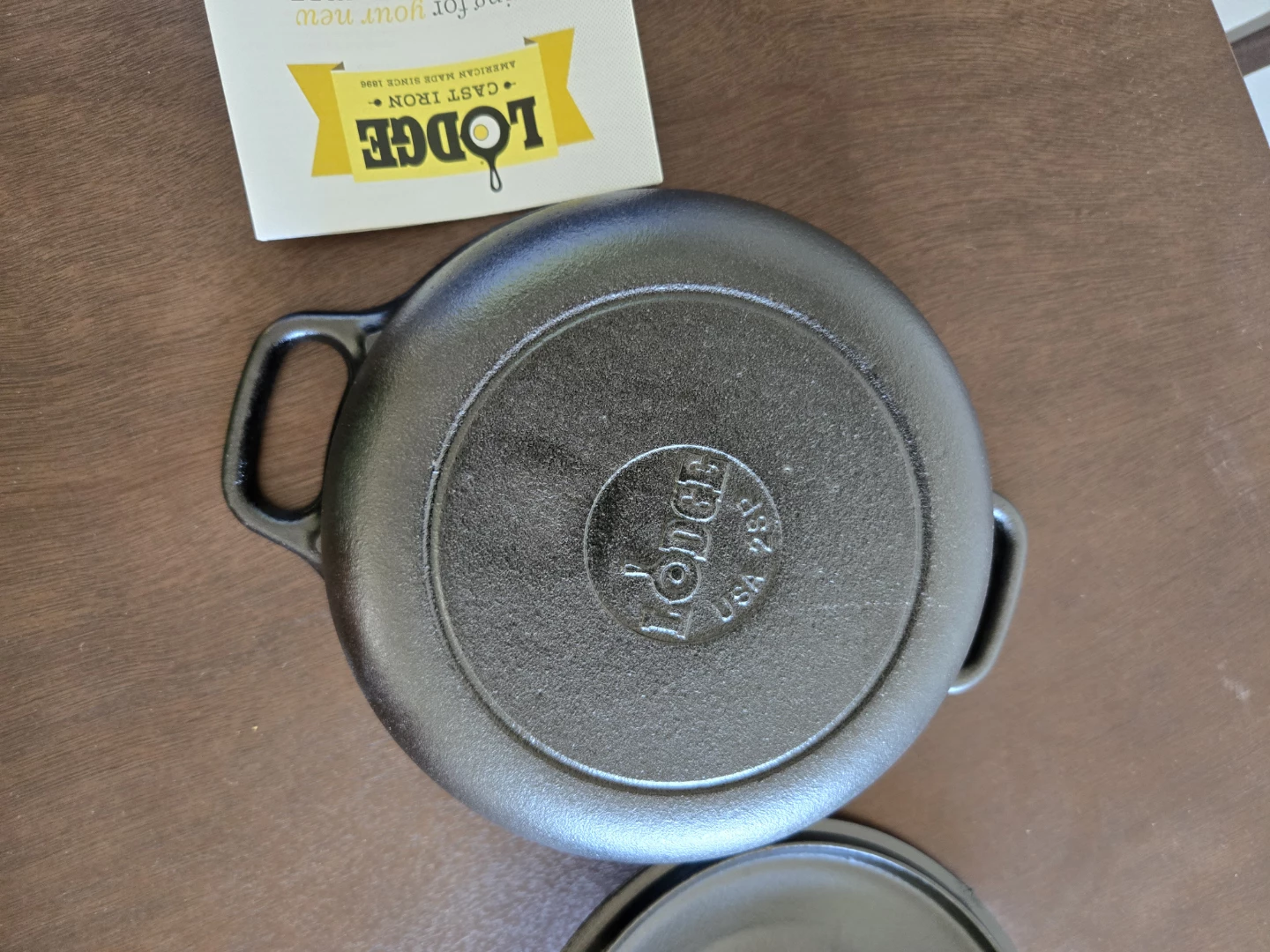 NEW Lodge Cast Iron Pot with Lid - photo 3