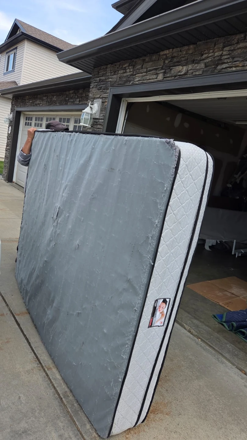 Used Mattress - photo 3