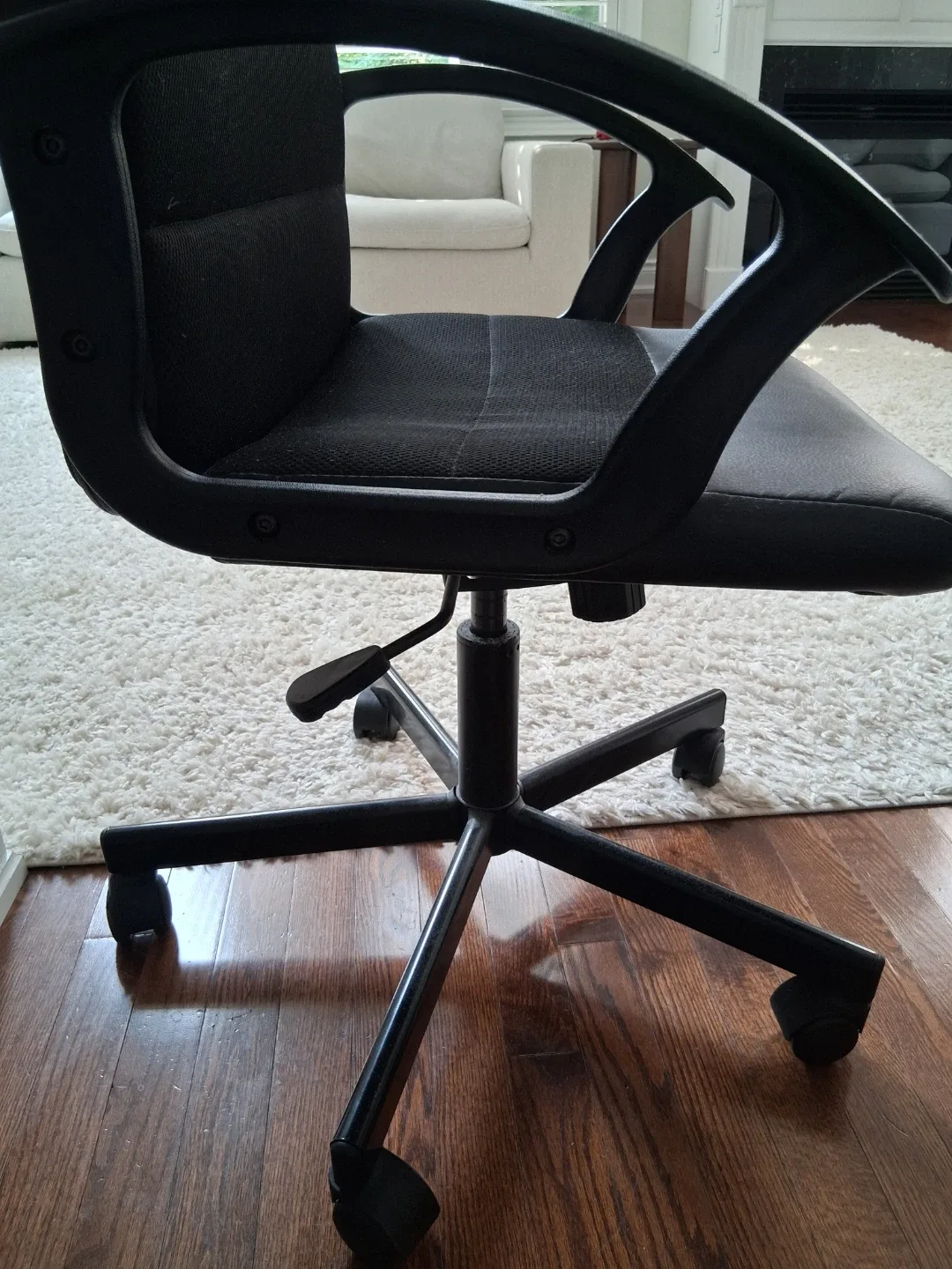 Black Office Chair - photo 3