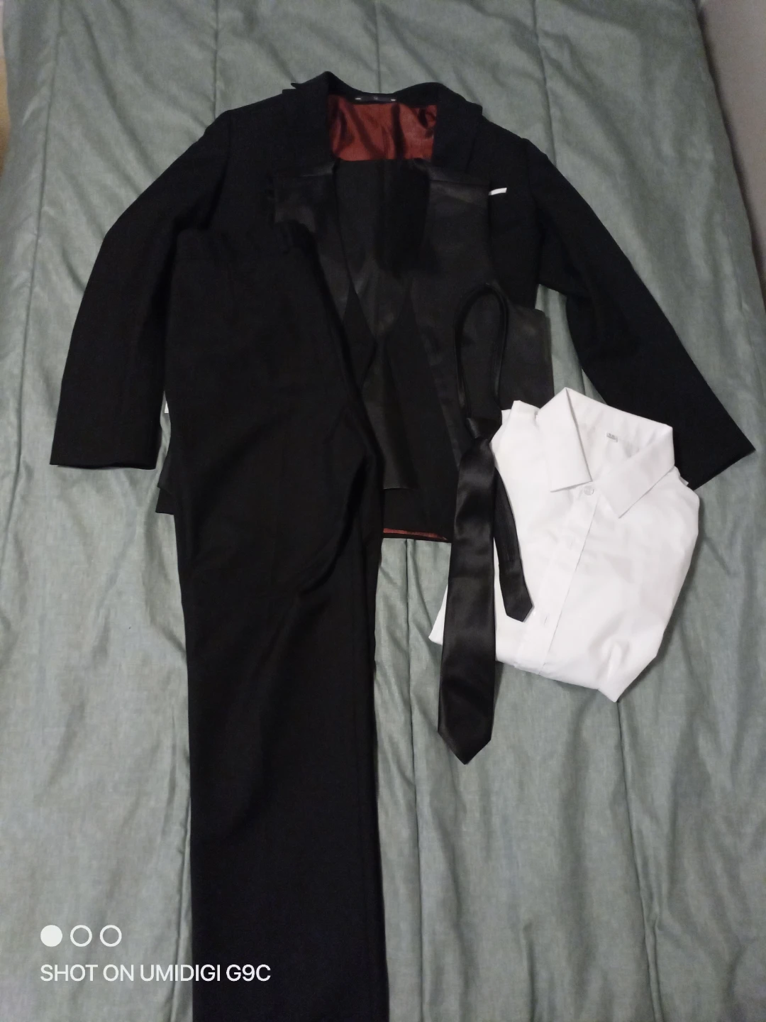 Black Suit with White Shirt and Tie - photo 2
