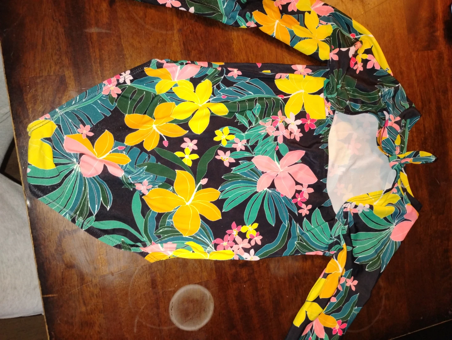 Old Navy Long Sleeve Rash Guard Swimsuit 5T - photo 2