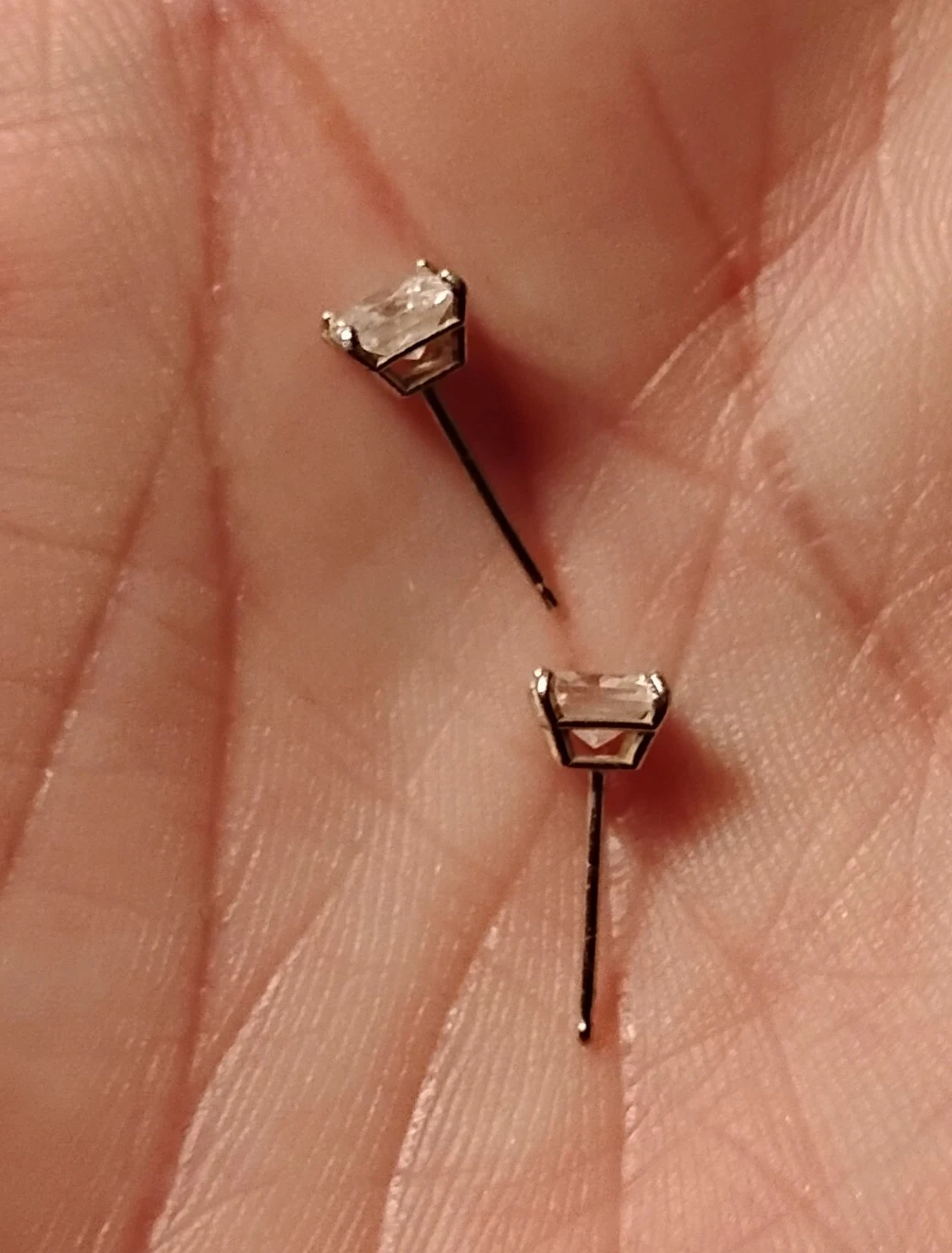 14k White Gold Princess Cut Stud Earrings - photo 3