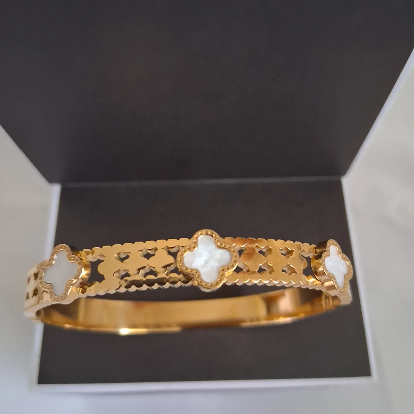 Gold Clover Bangle Bracelet - photo 2