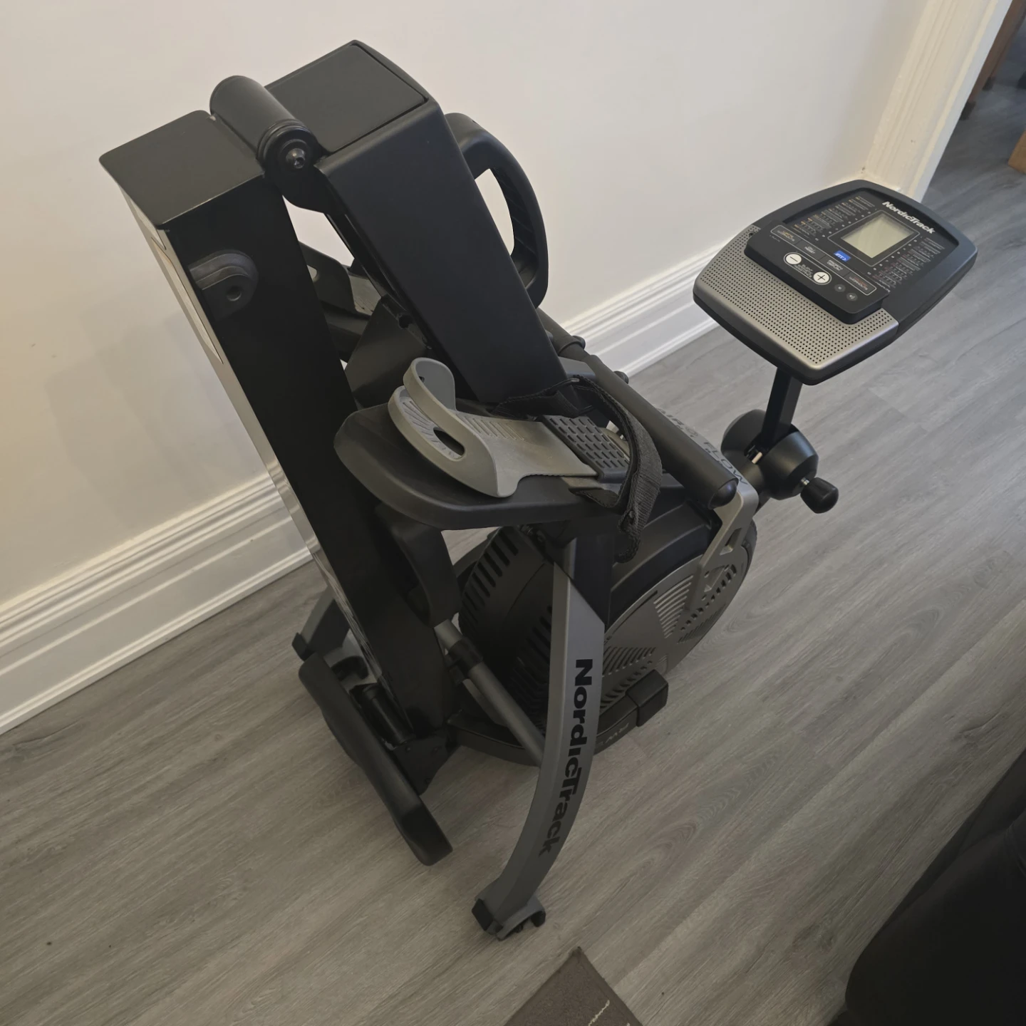 NordicTrack RW900 Rower - photo 2
