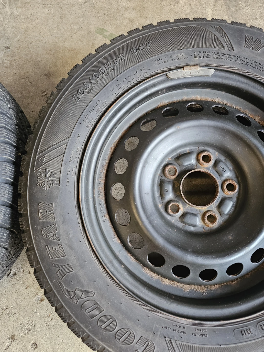 Goodyear Winter Tires on Rims - photo 3