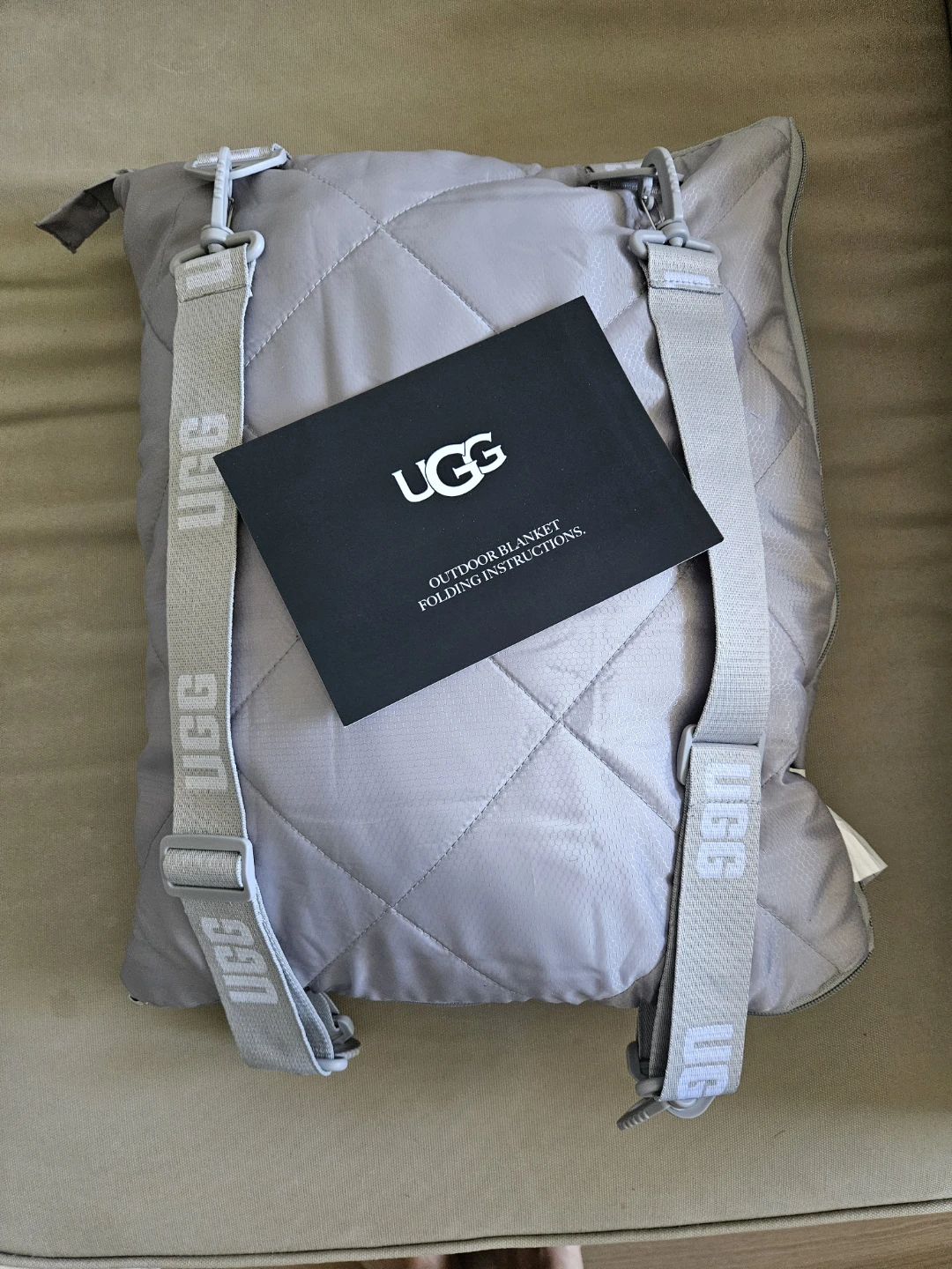 UGG outdoor blanket backpack - photo 2