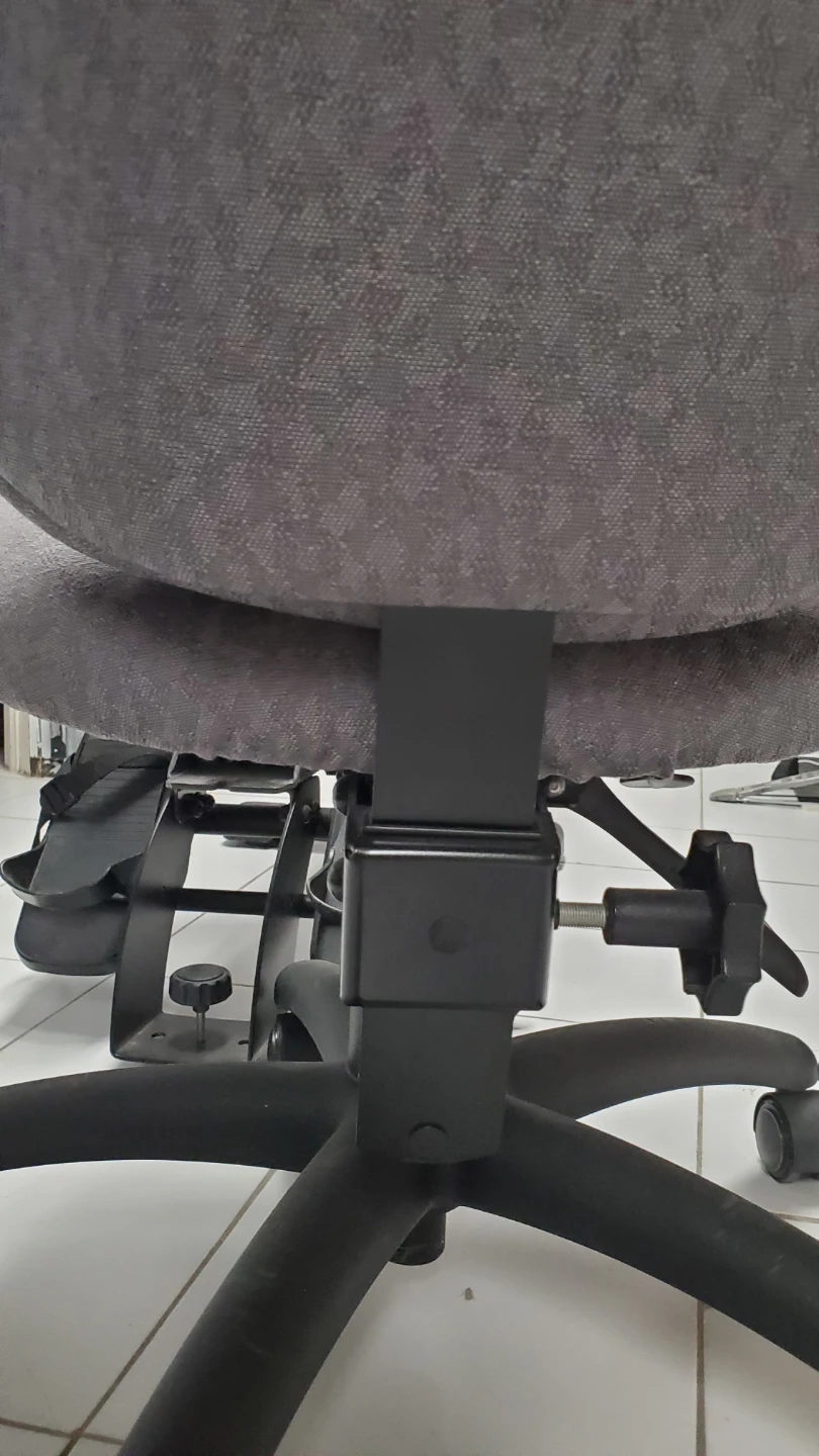Grey Adjustable Office Chair - photo 5