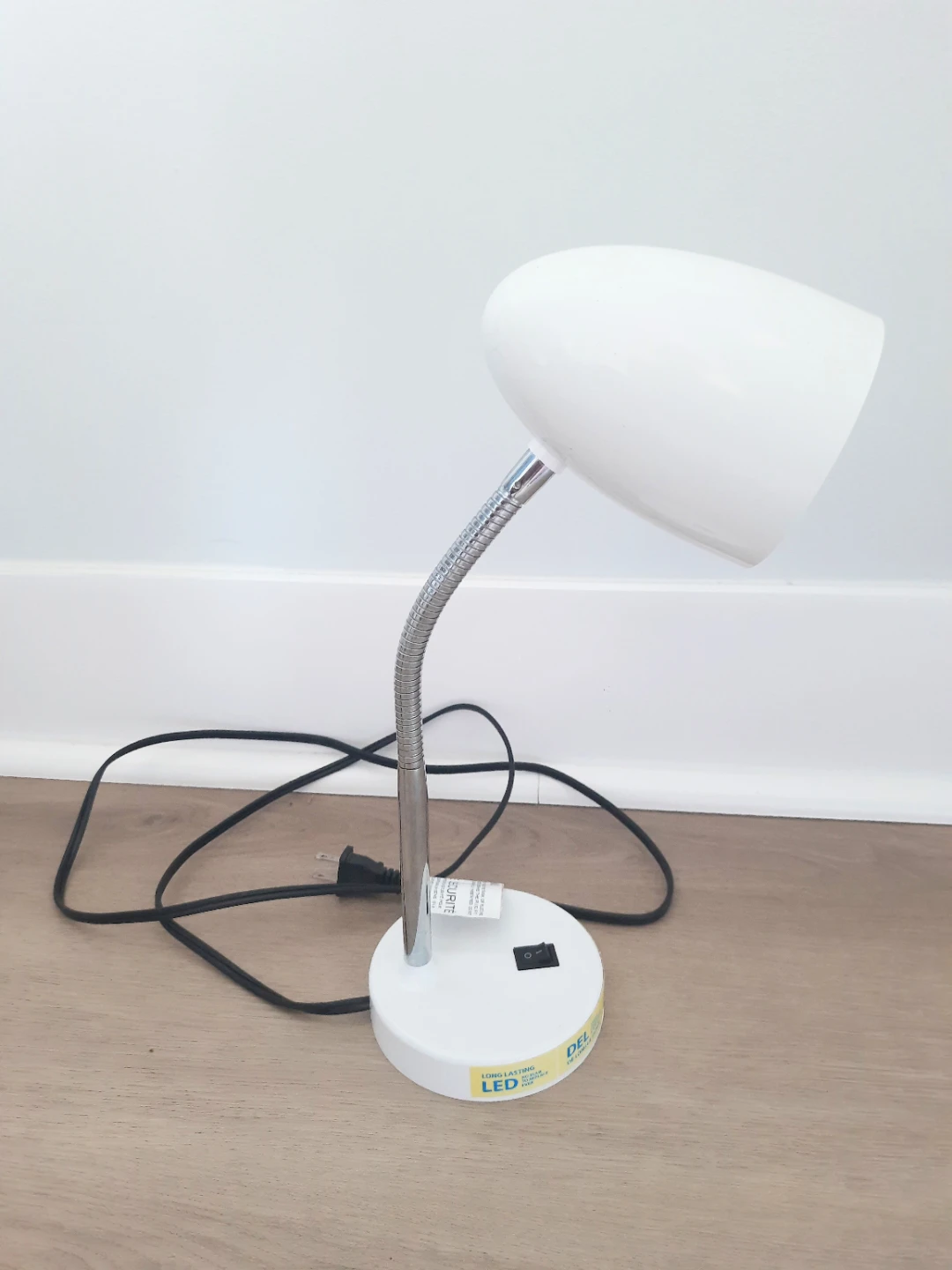 White LED Desk Lamp