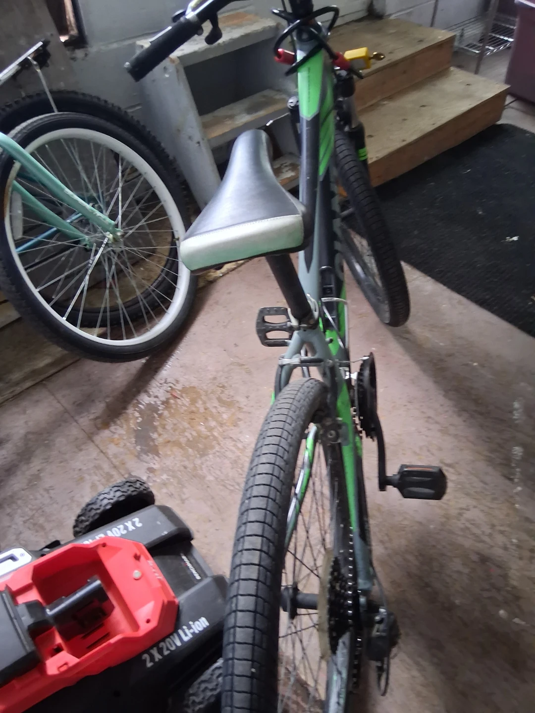 Giant Mountain Bike - Grey and Green