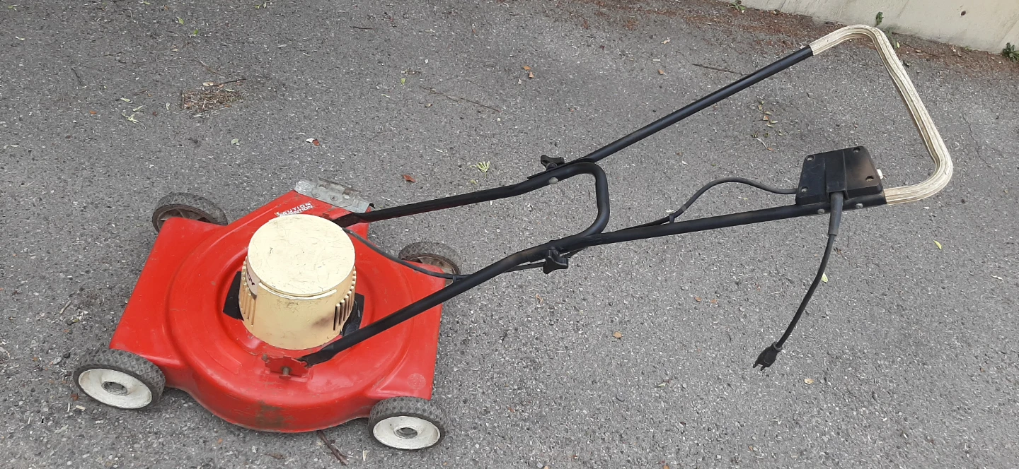 Moto-Boy Electric Lawnmower