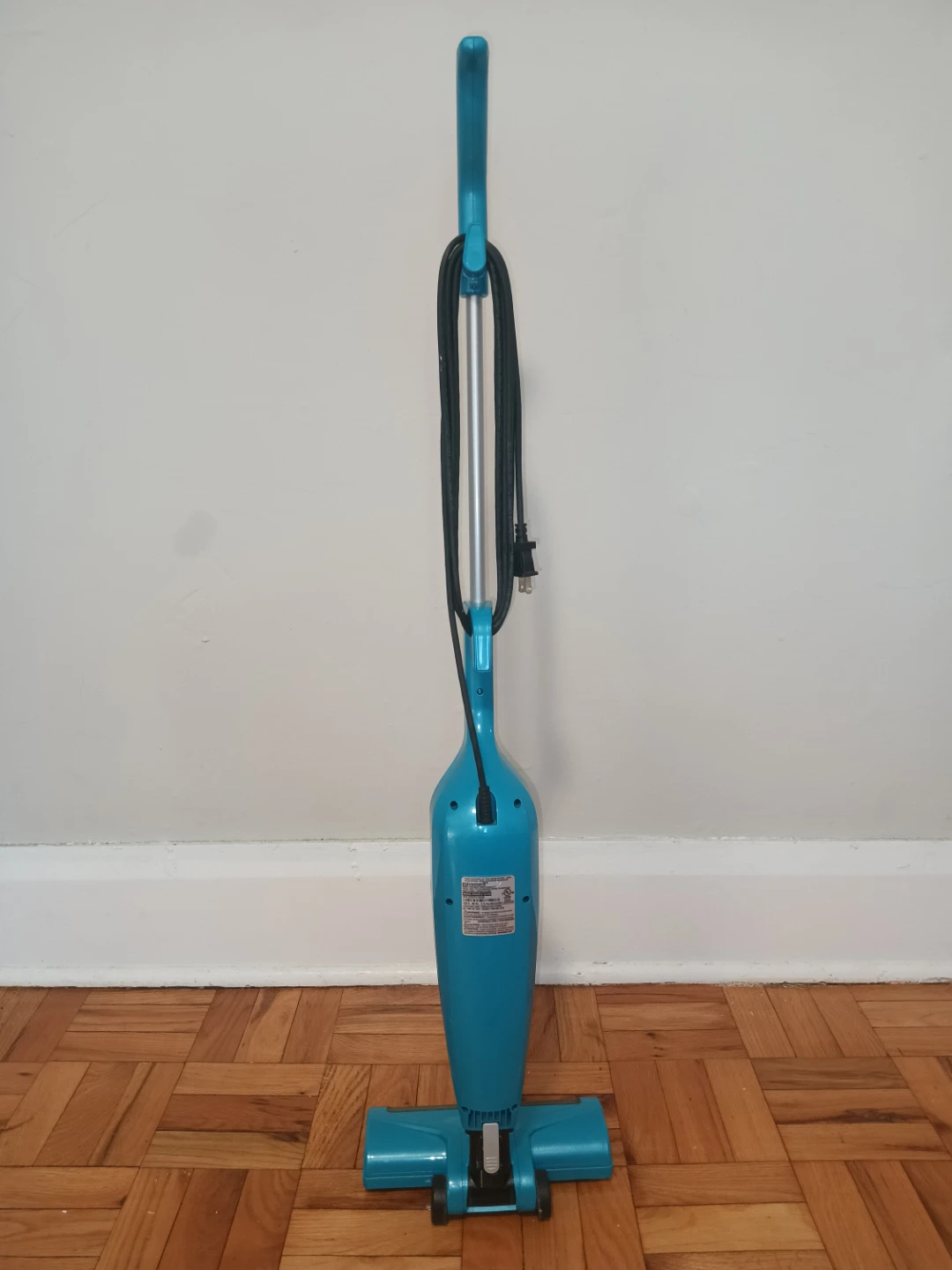 Bissell Featherweight Turbo Vacuum - photo 2