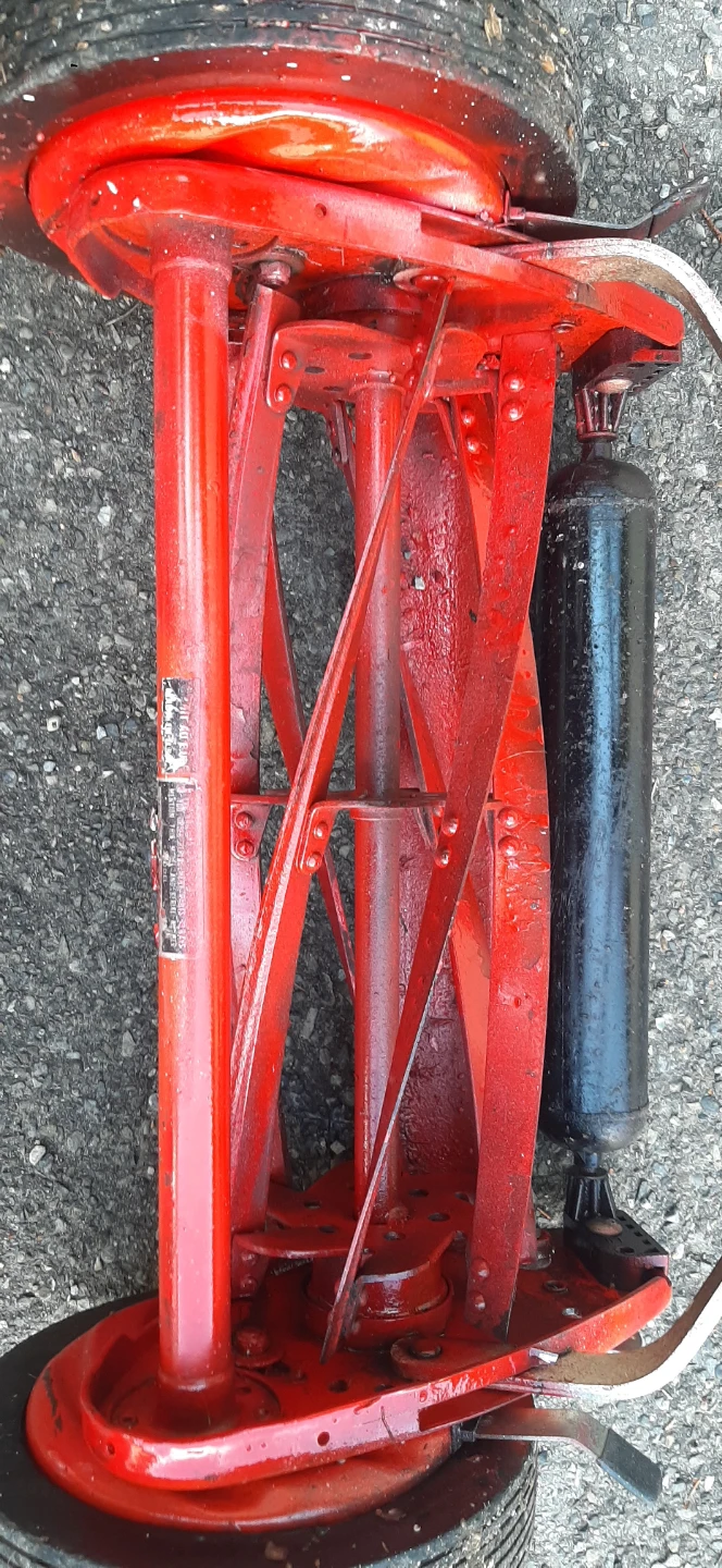LAWN-LITE Reel Mower - photo 4