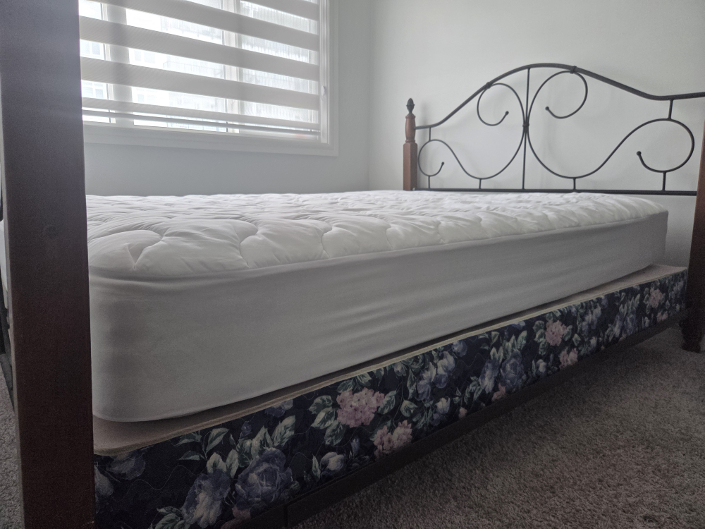 Wooden/Medal frame Bed with mattress and Accent Table