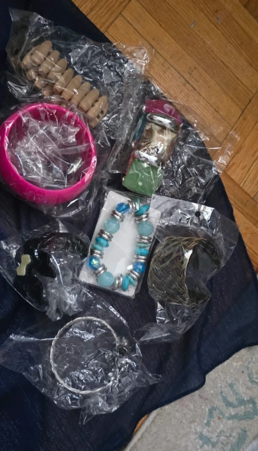New $8 Assorted Bracelets - photo 2