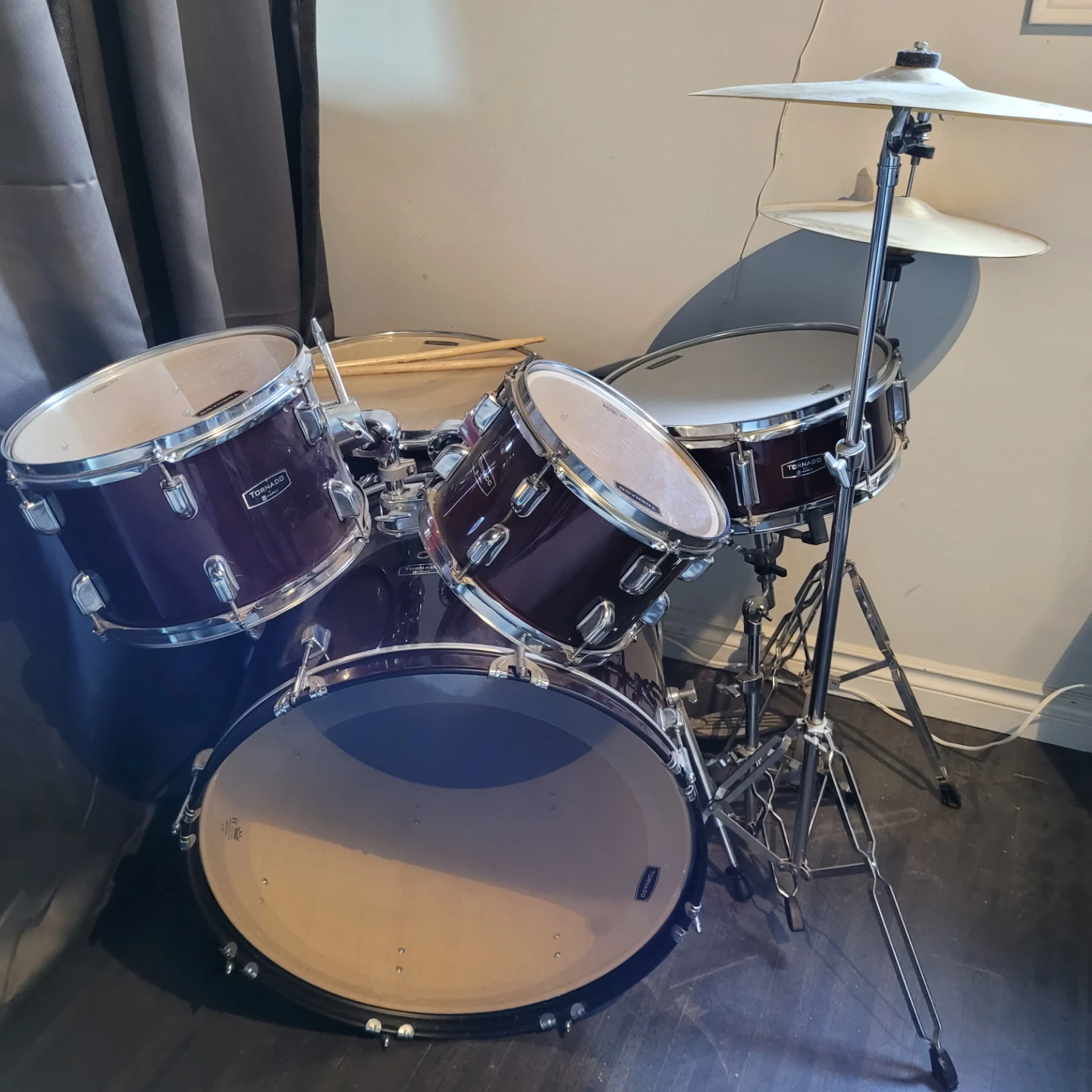 Mapex Tornado Drum Kit with Beginner Drum Book