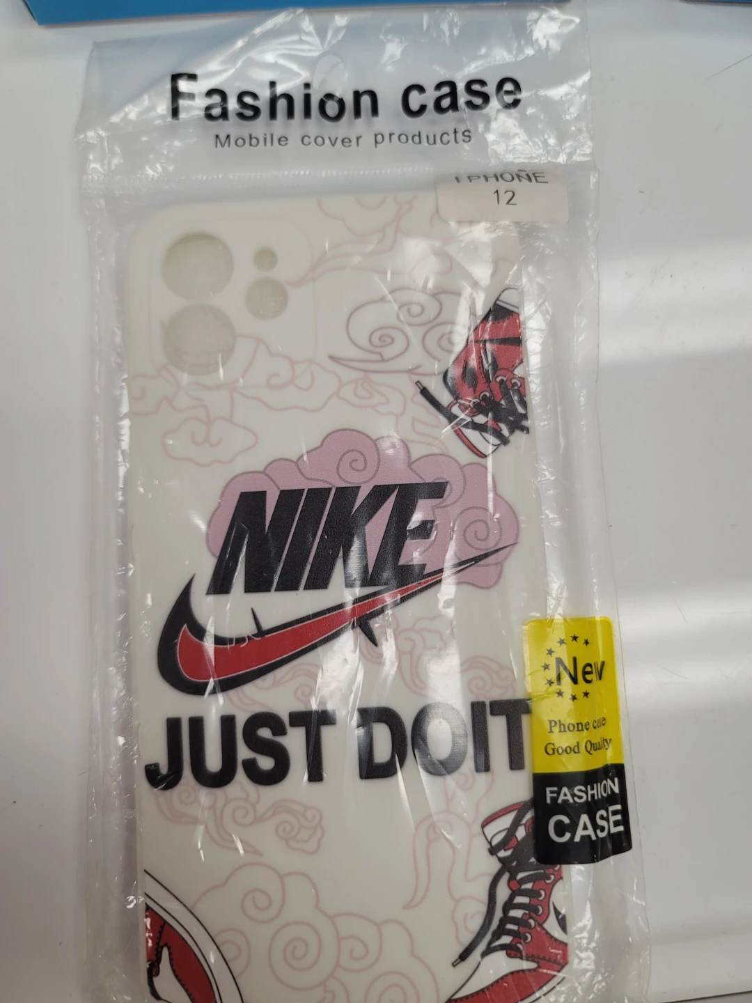 Delux Iphone cases, 12, 14, 15, and 16 sporty cases