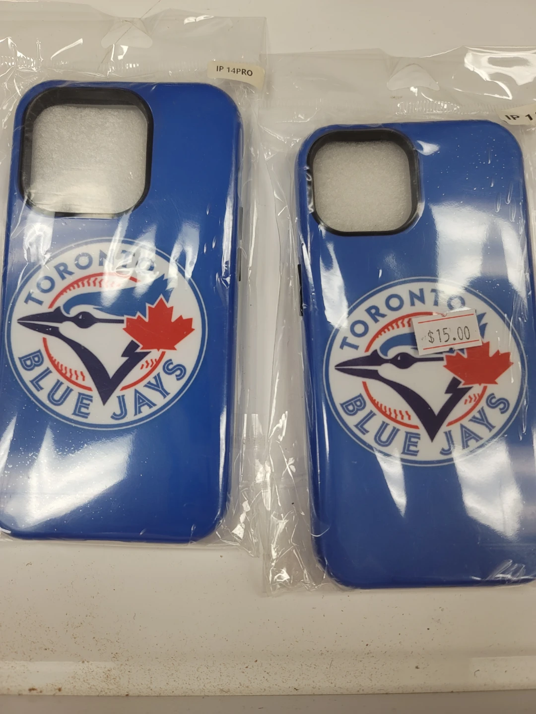 Delux Iphone cases, 12, 14, 15, and 16 sporty cases - photo 4
