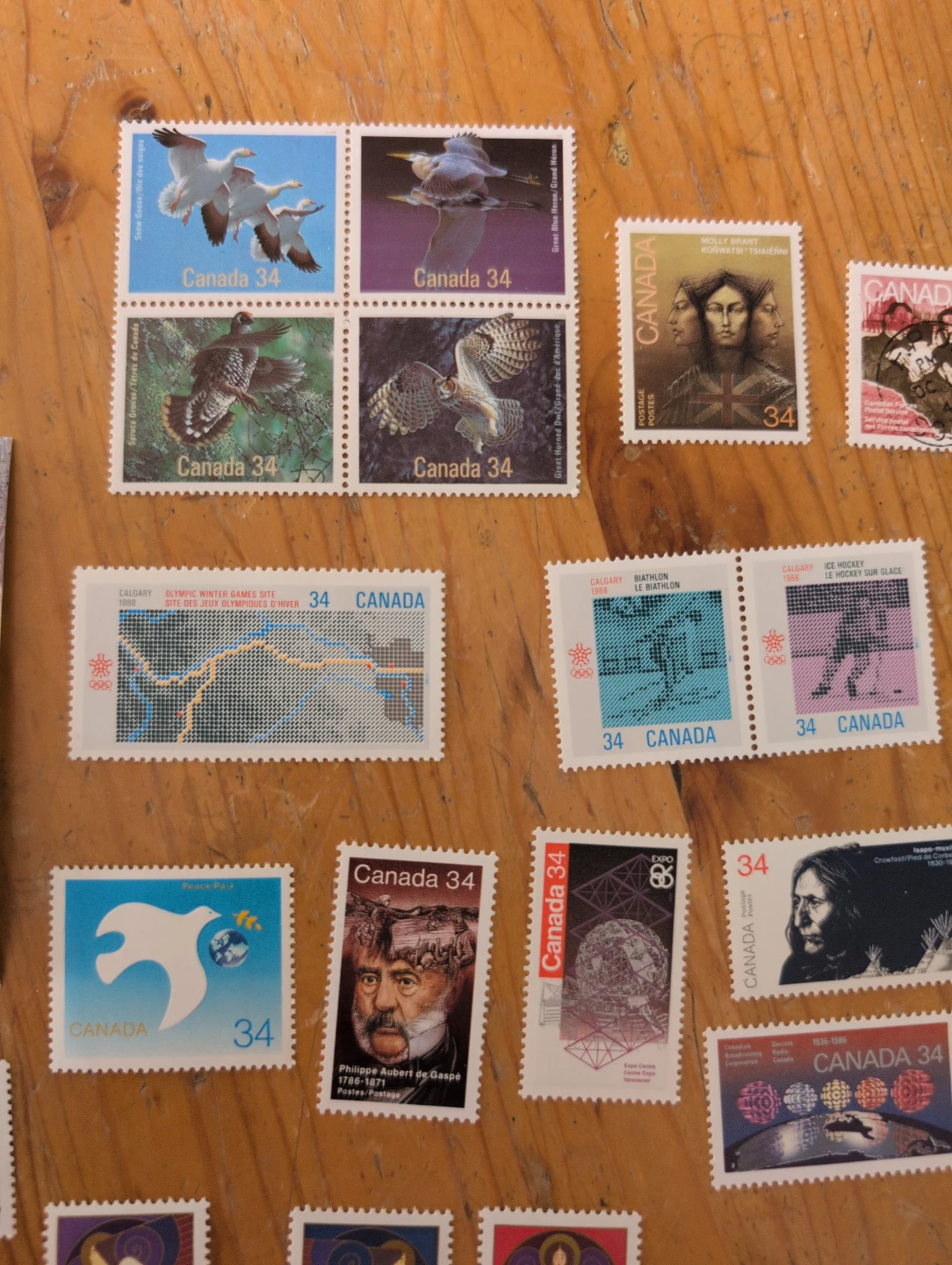 Collection of Canadian Stamps 1986-87 - photo 4