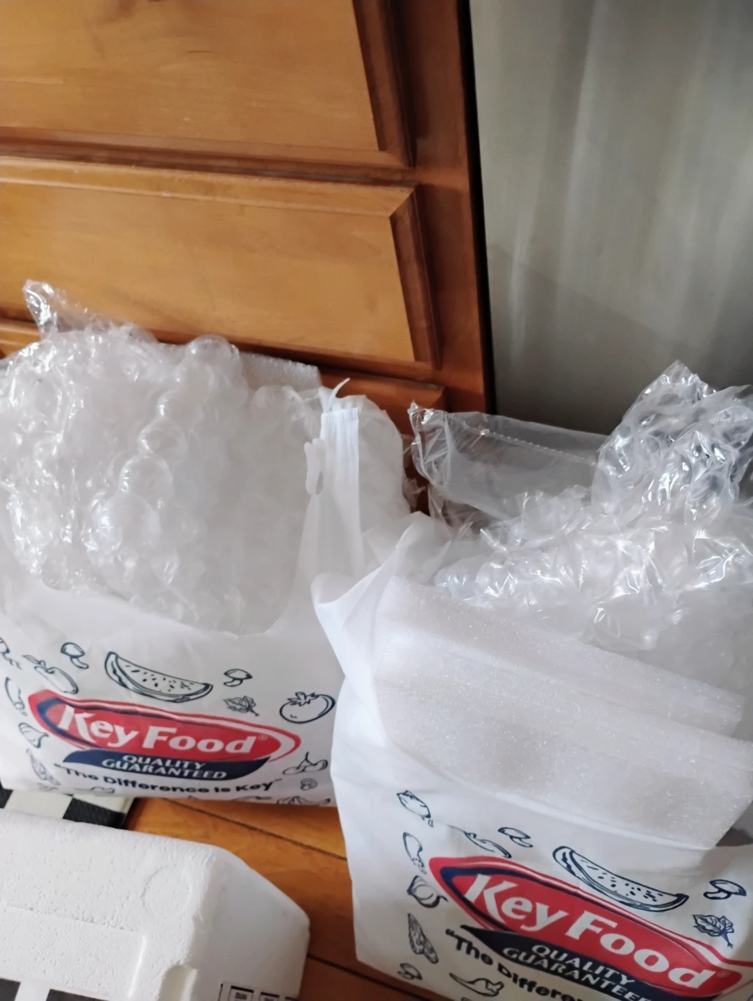 Free, mailers & bubble wrap pickup Maspeth Queens... - photo 5