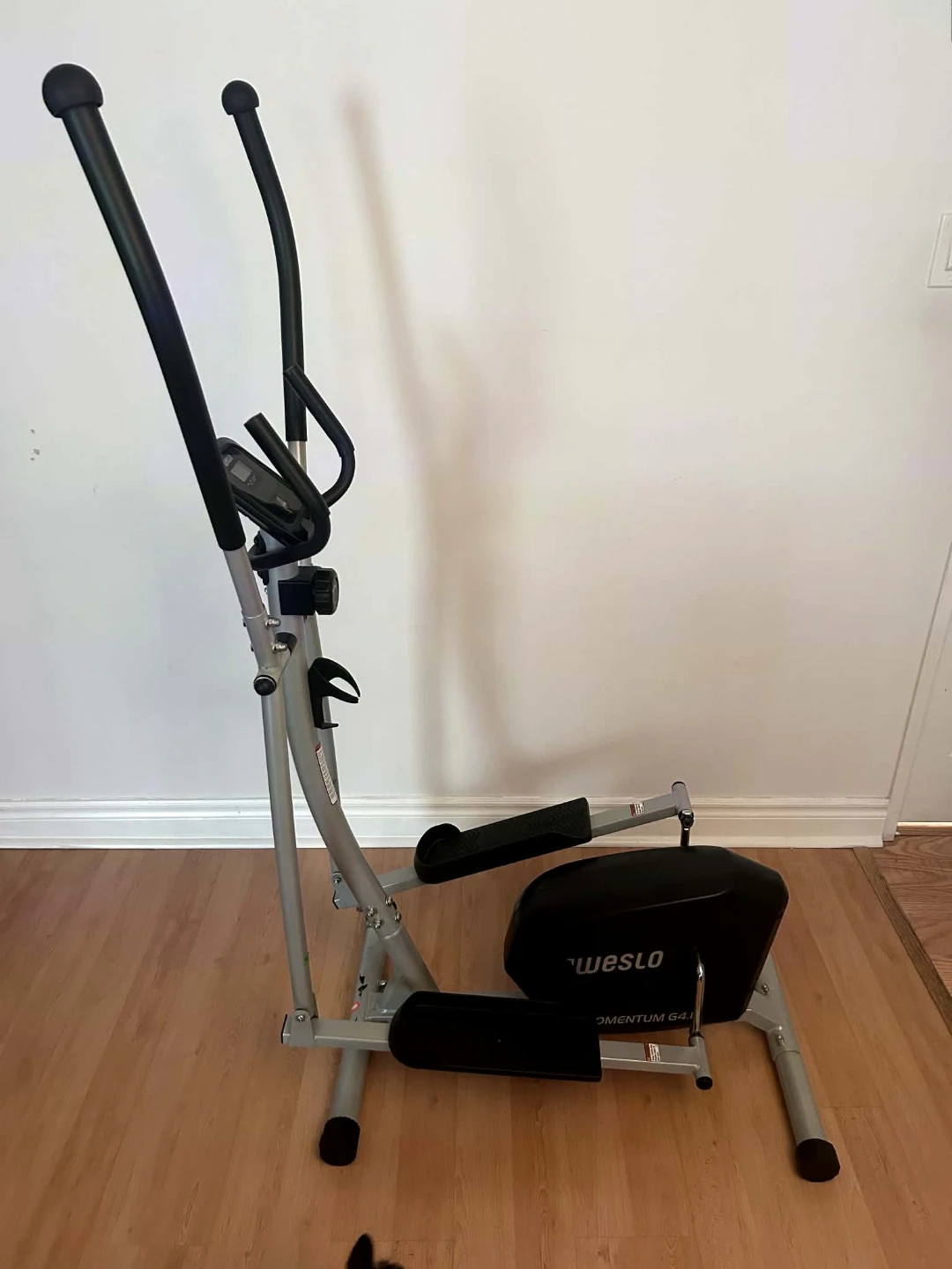 Weslo Momentum 4.1 Elliptical - photo 2