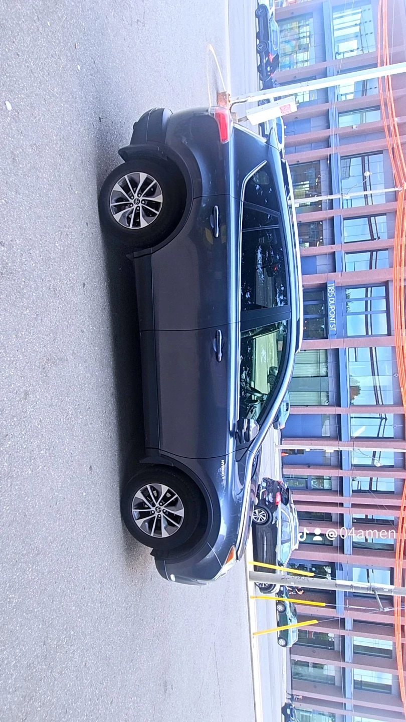 Car - photo 4