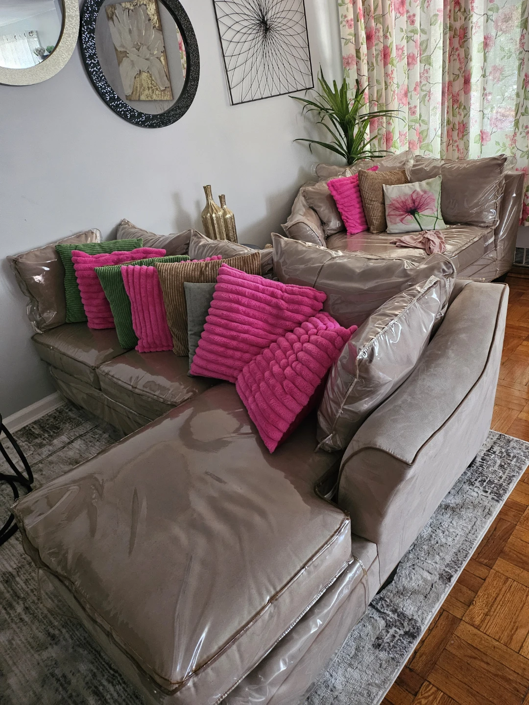 Beige Sectional Sofa (pillows not included) - photo 3