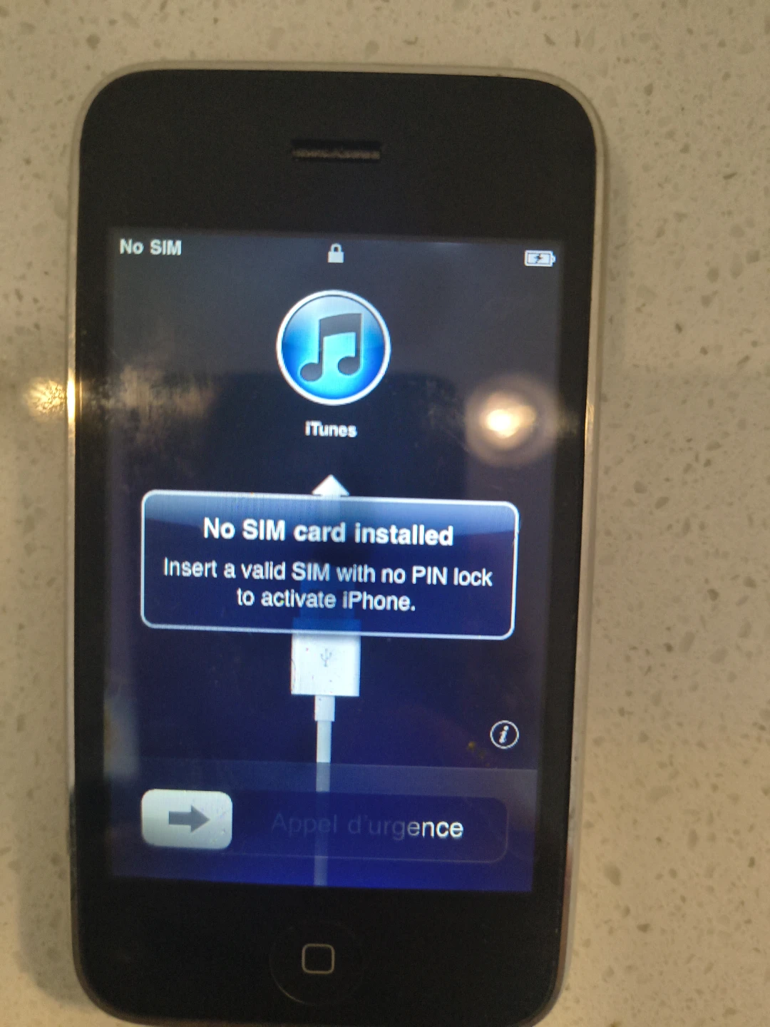 Apple iPhone 3GS 8GB Black