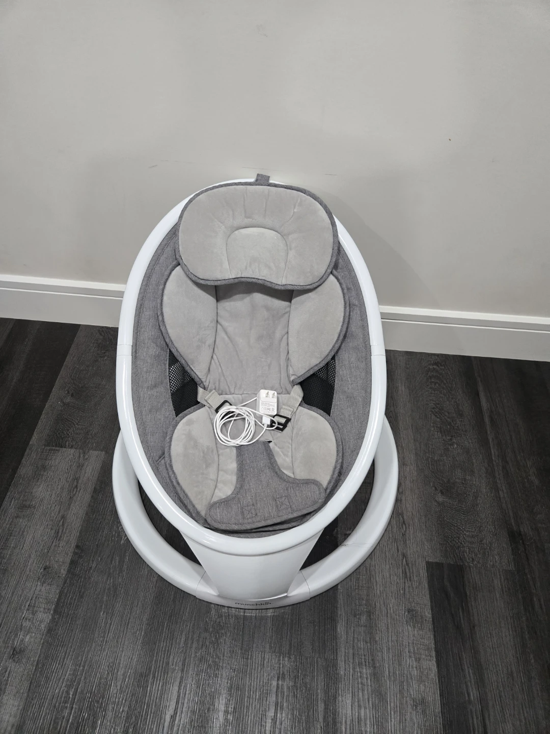 Electricity Munchkin baby chair.