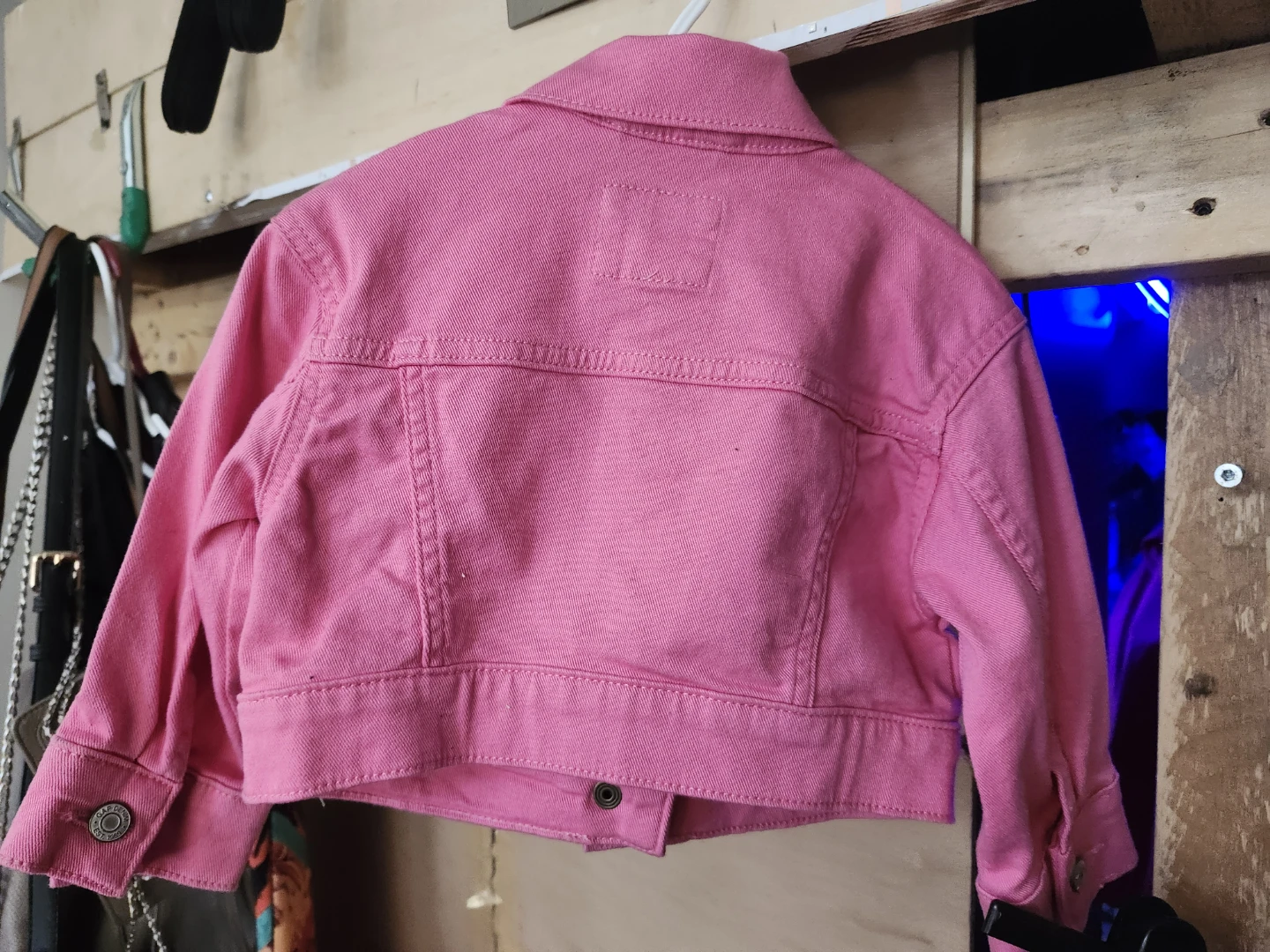 Gap Pink Denim Jacket with Heart Pockets - photo 3