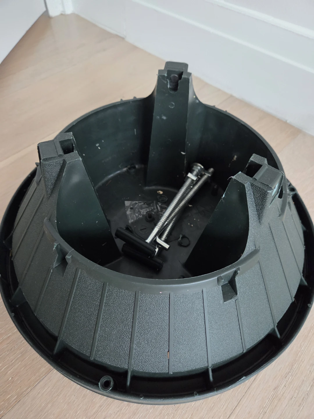 Green Christmas Tree Stand with Hardware
