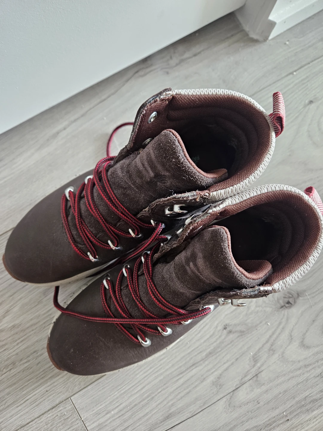 Brown Hiking Boots with Red Laces - photo 3
