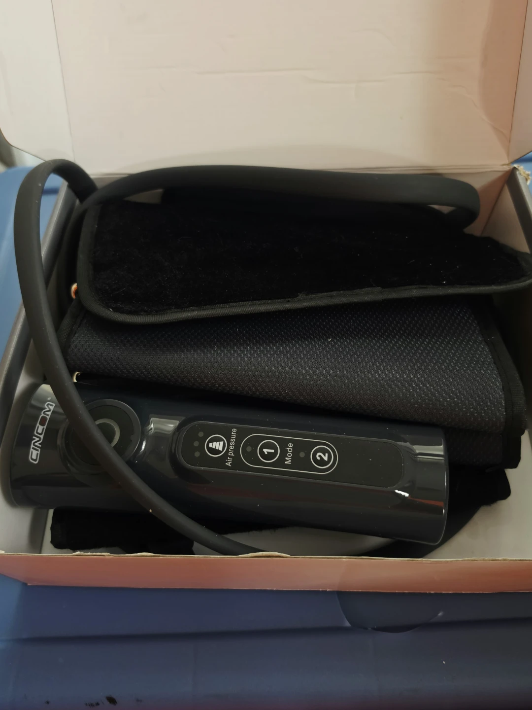 CinCom Air Compressor and Leg Massager - photo 3