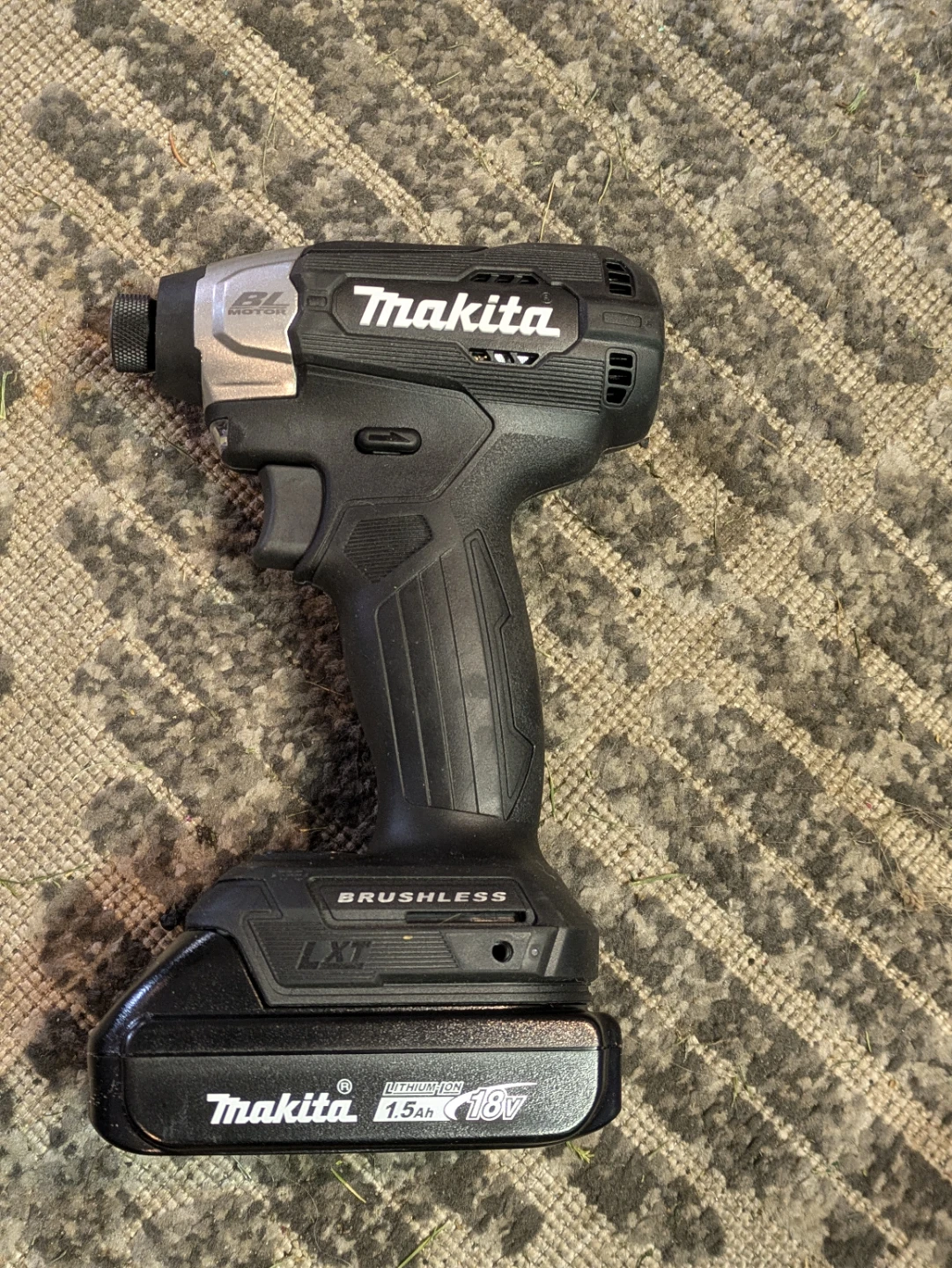 Makita Brushless Impact Driver with 18V Battery