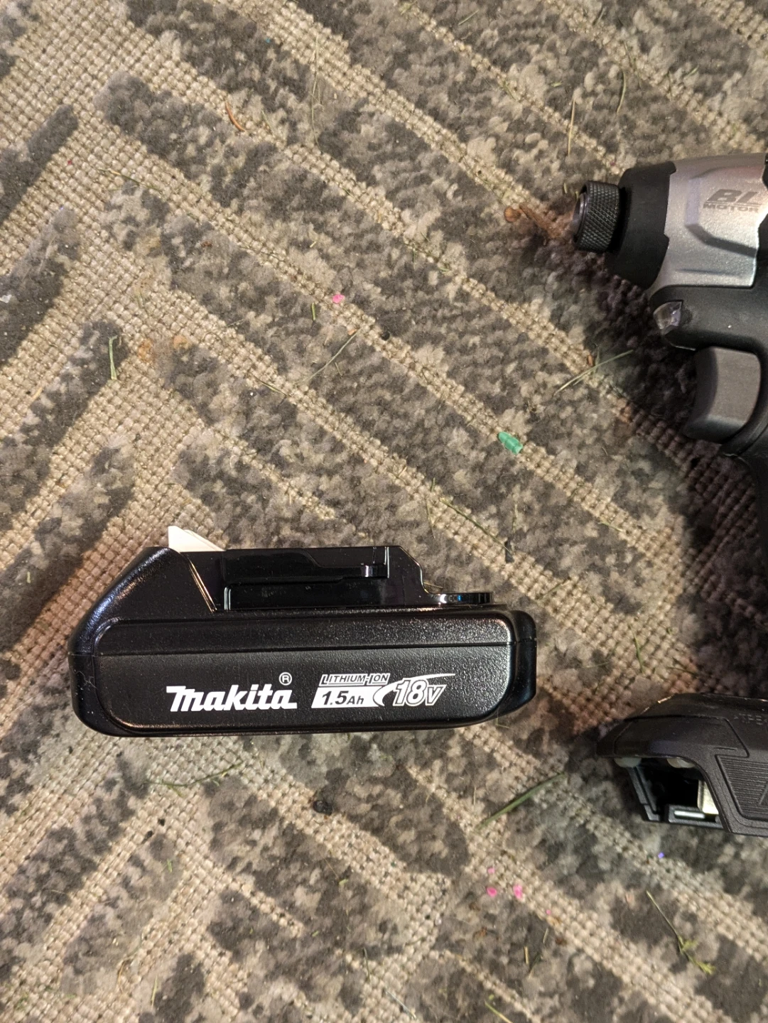 Makita Brushless Impact Driver with 18V Battery - photo 4