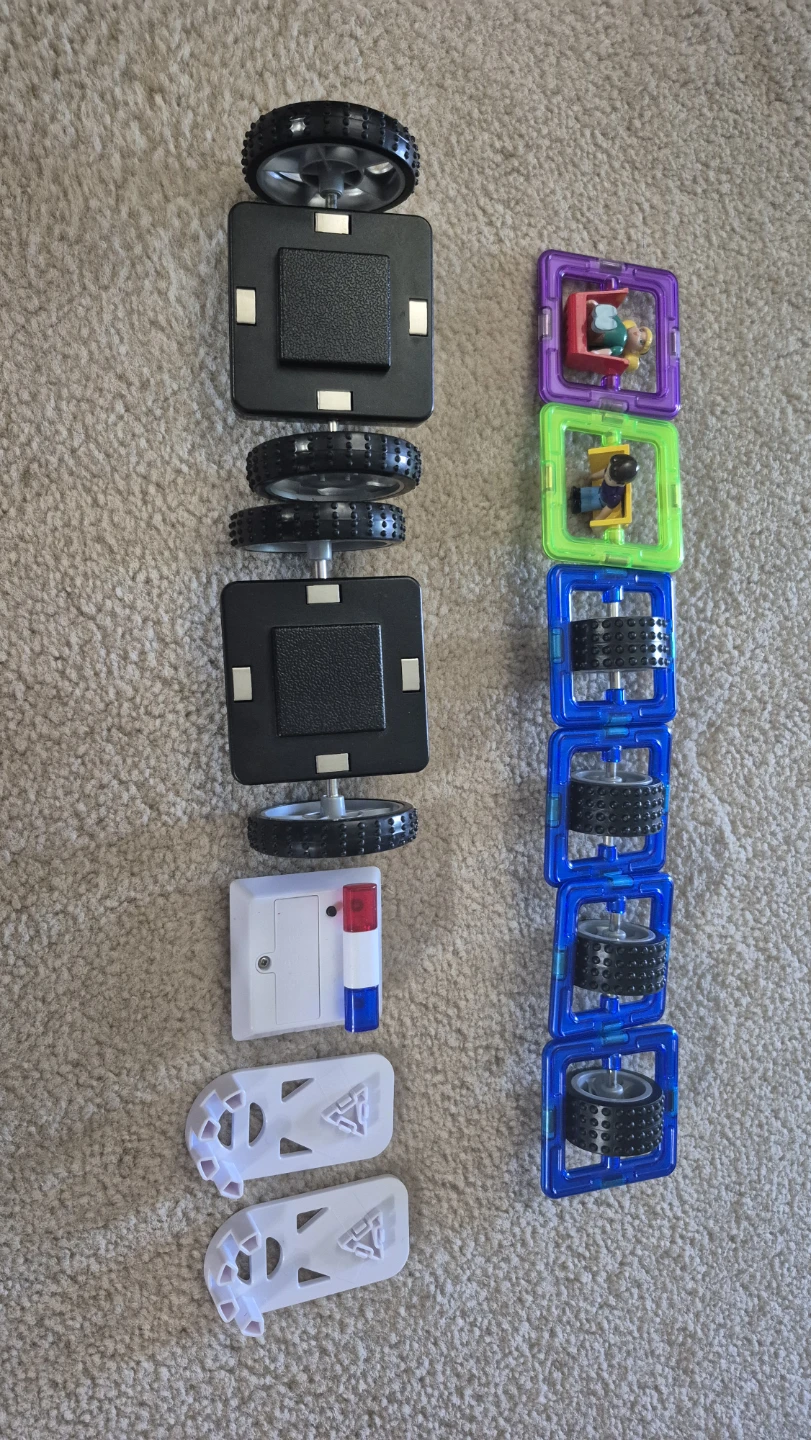 Magnetic Building Tiles Toy Set with Accessories - ~300 pieces - photo 3