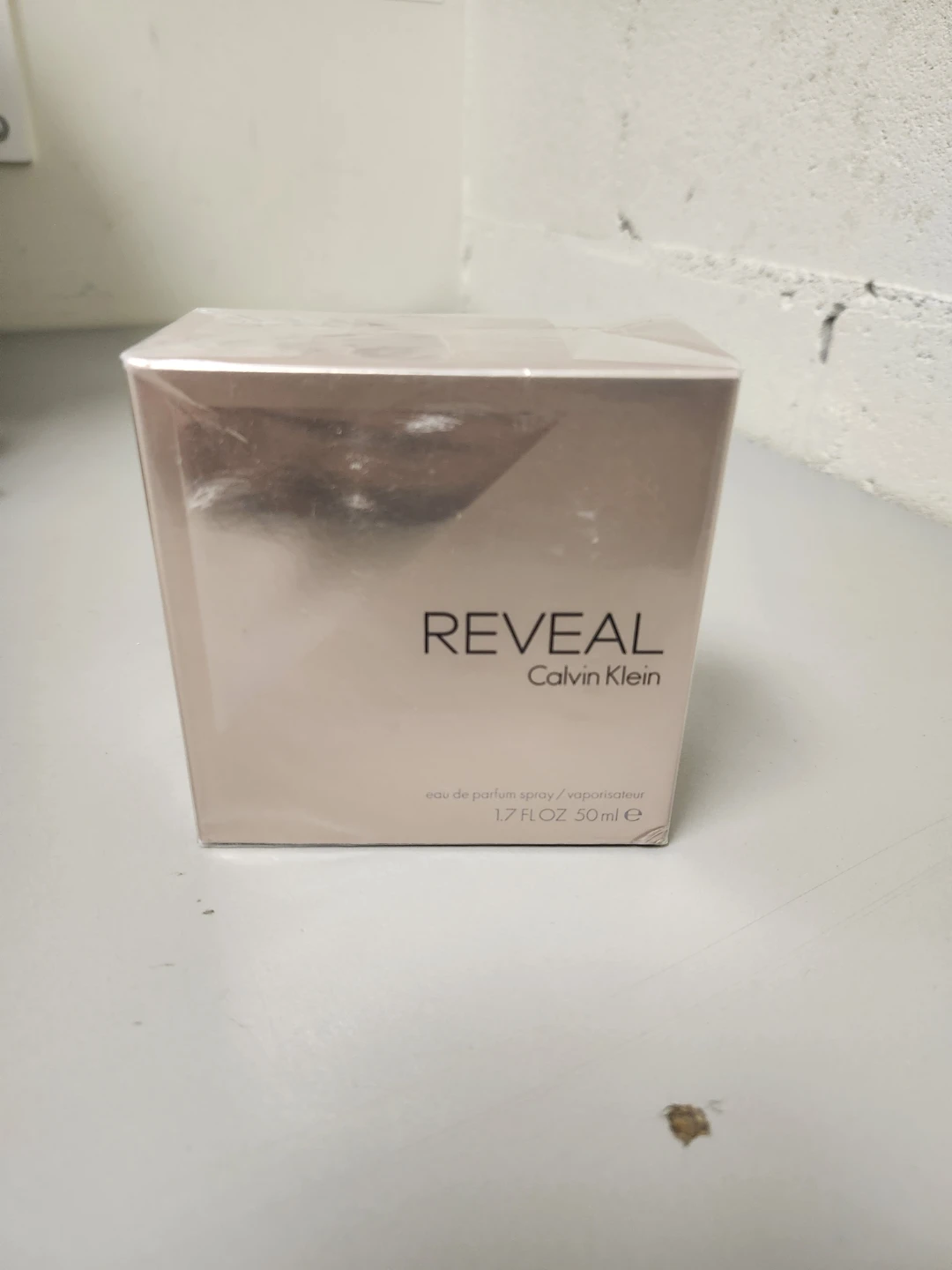 Calvin Klein Reveal Eau de Parfum Spray 50ml