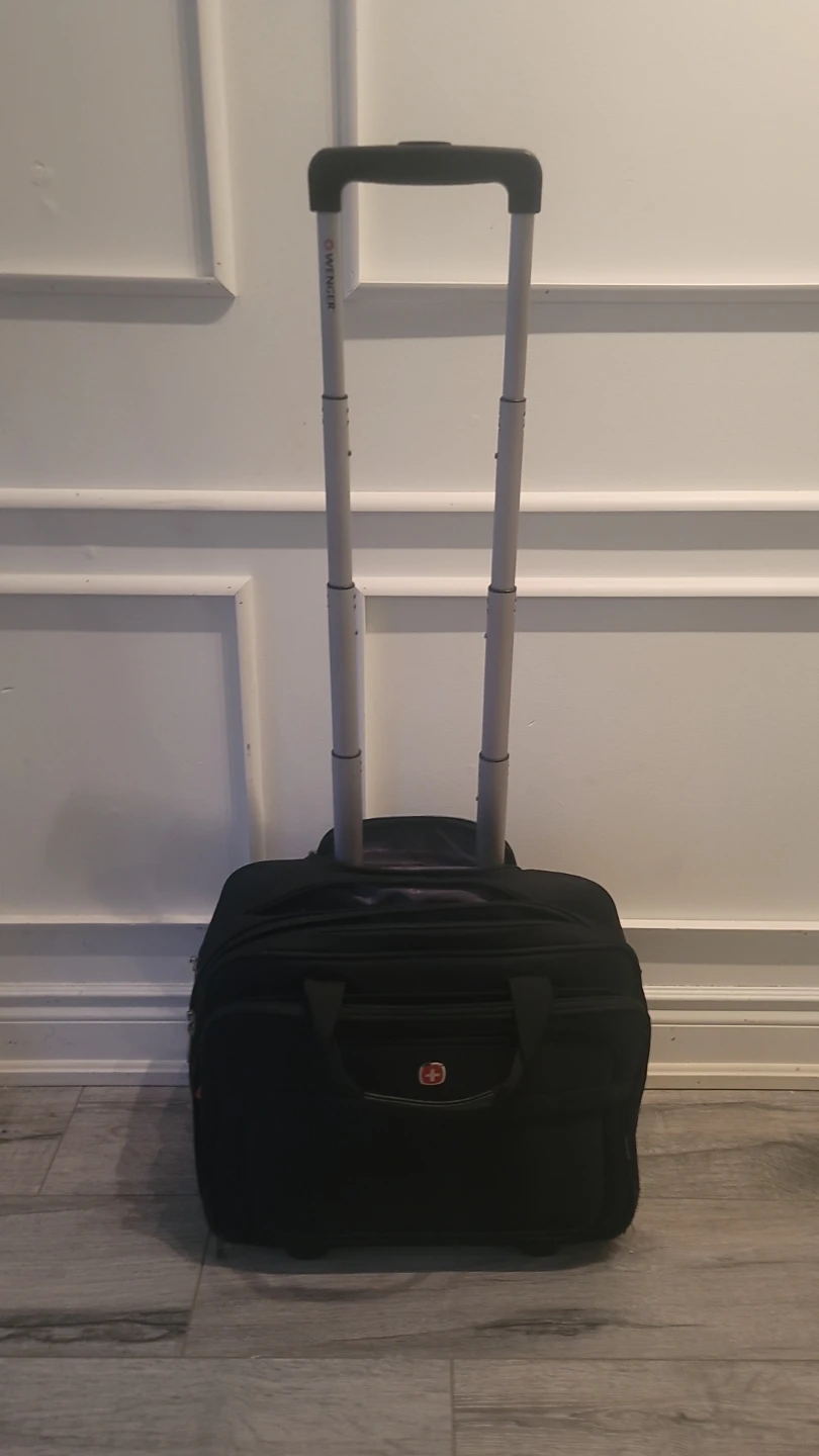Swiss Gear Wenger Black Rolling Laptop Briefcase - photo 2