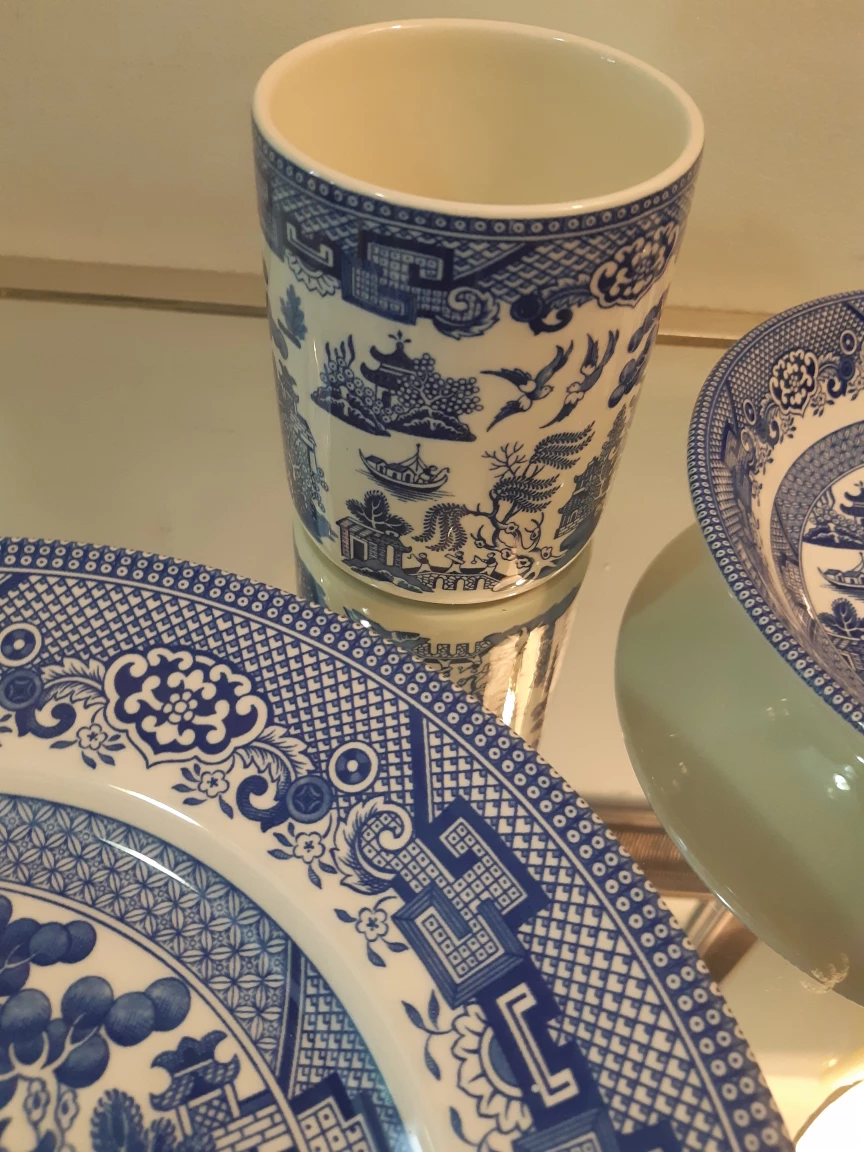 Blue Willow Pattern 4 pieces Set - photo 5