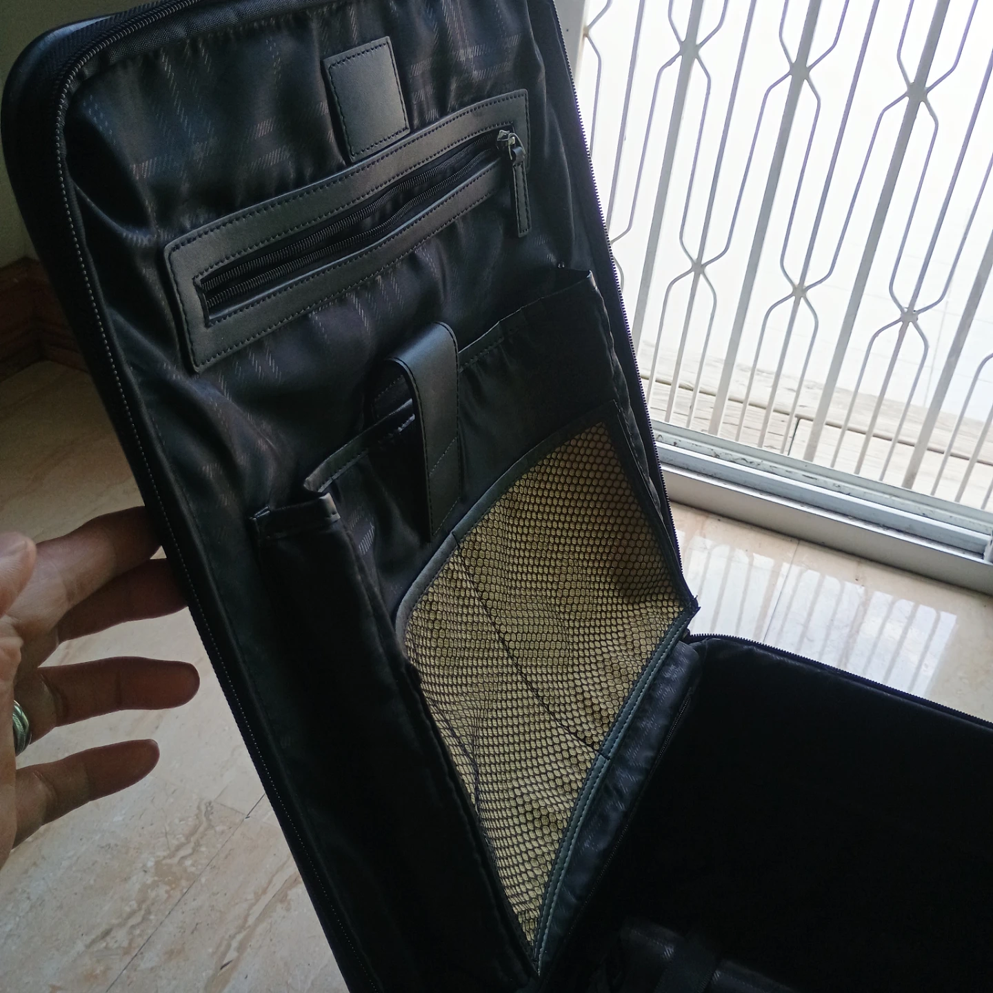 WANTAMA Black Carry-On Spinner Suitcase - photo 5