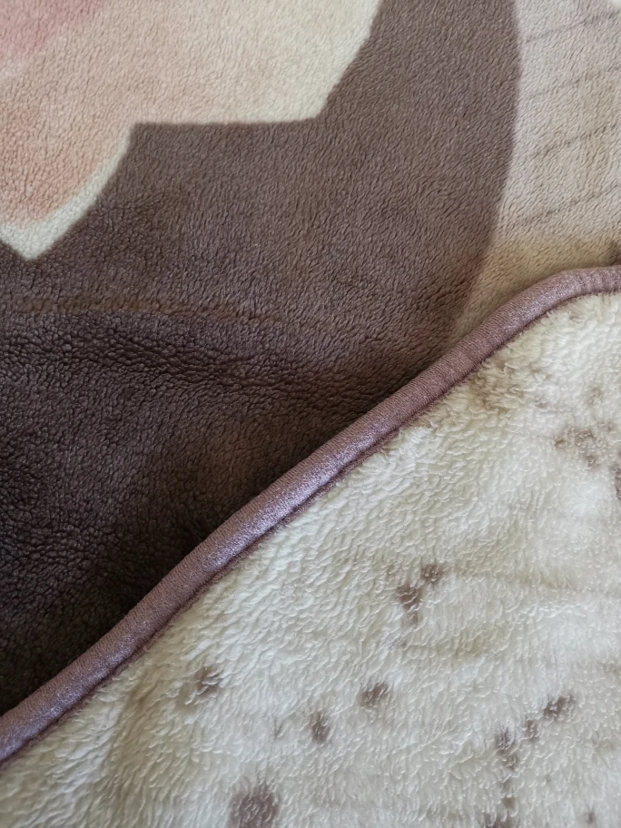 Fleece  Ederddona  Spain blanket with floral print - photo 2