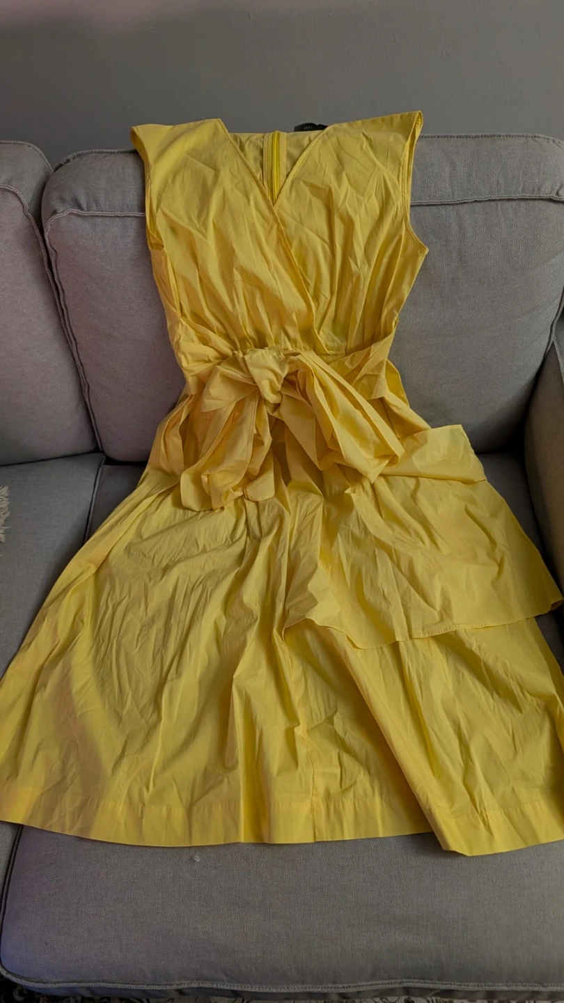 Yellow Sleeveless Dress with Bow Detail - photo 2