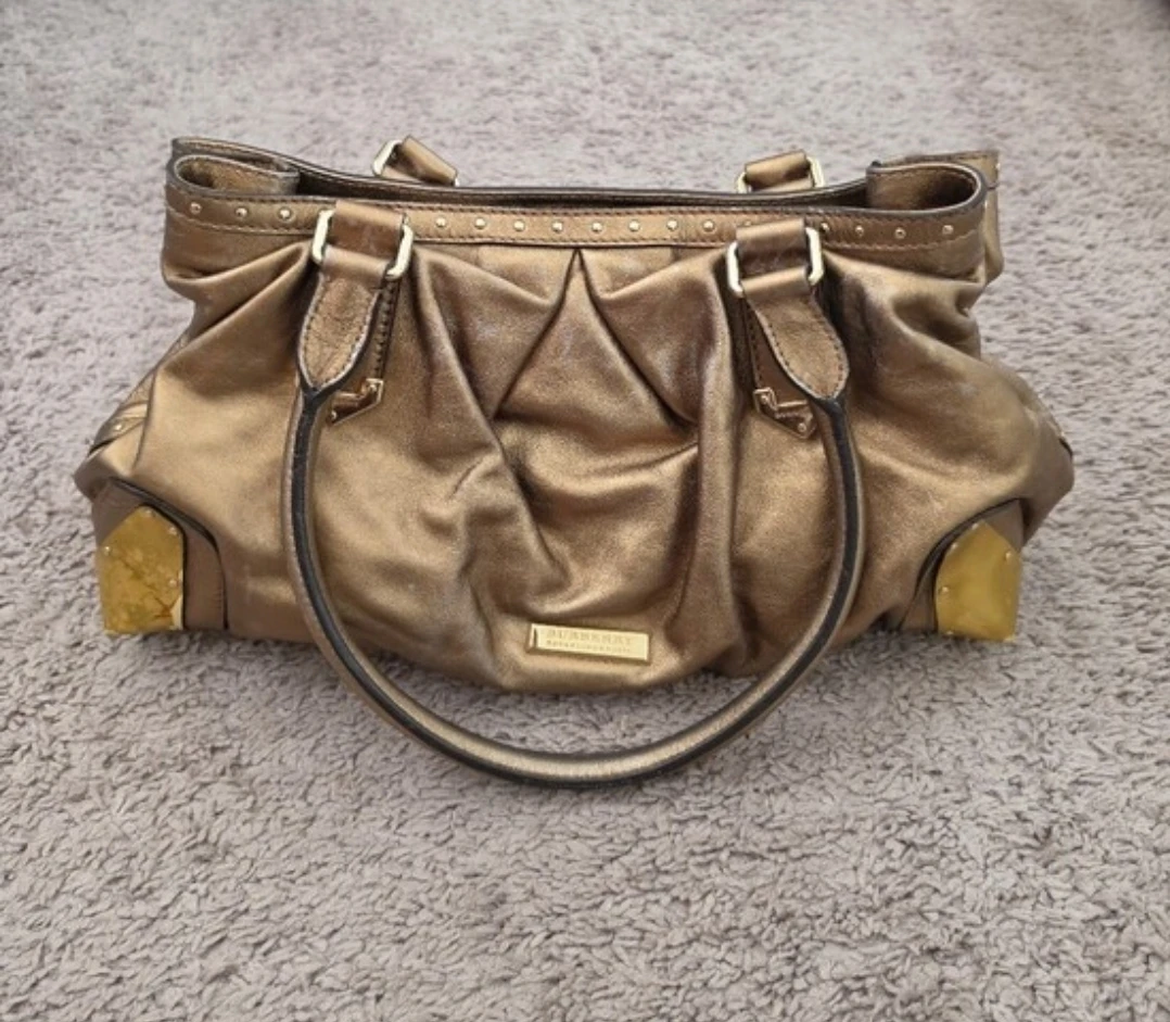 Burberry Gold Shoulder Bag - photo 4