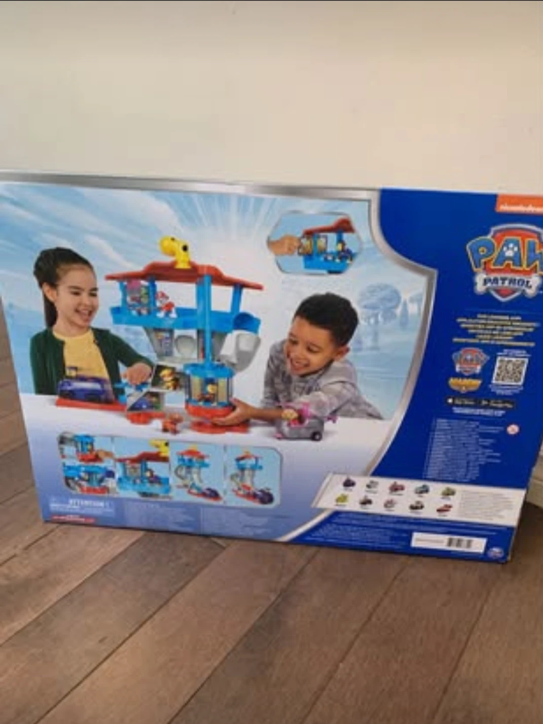 Brand new PAW PATROL Lookout Tower Playset - photo 2