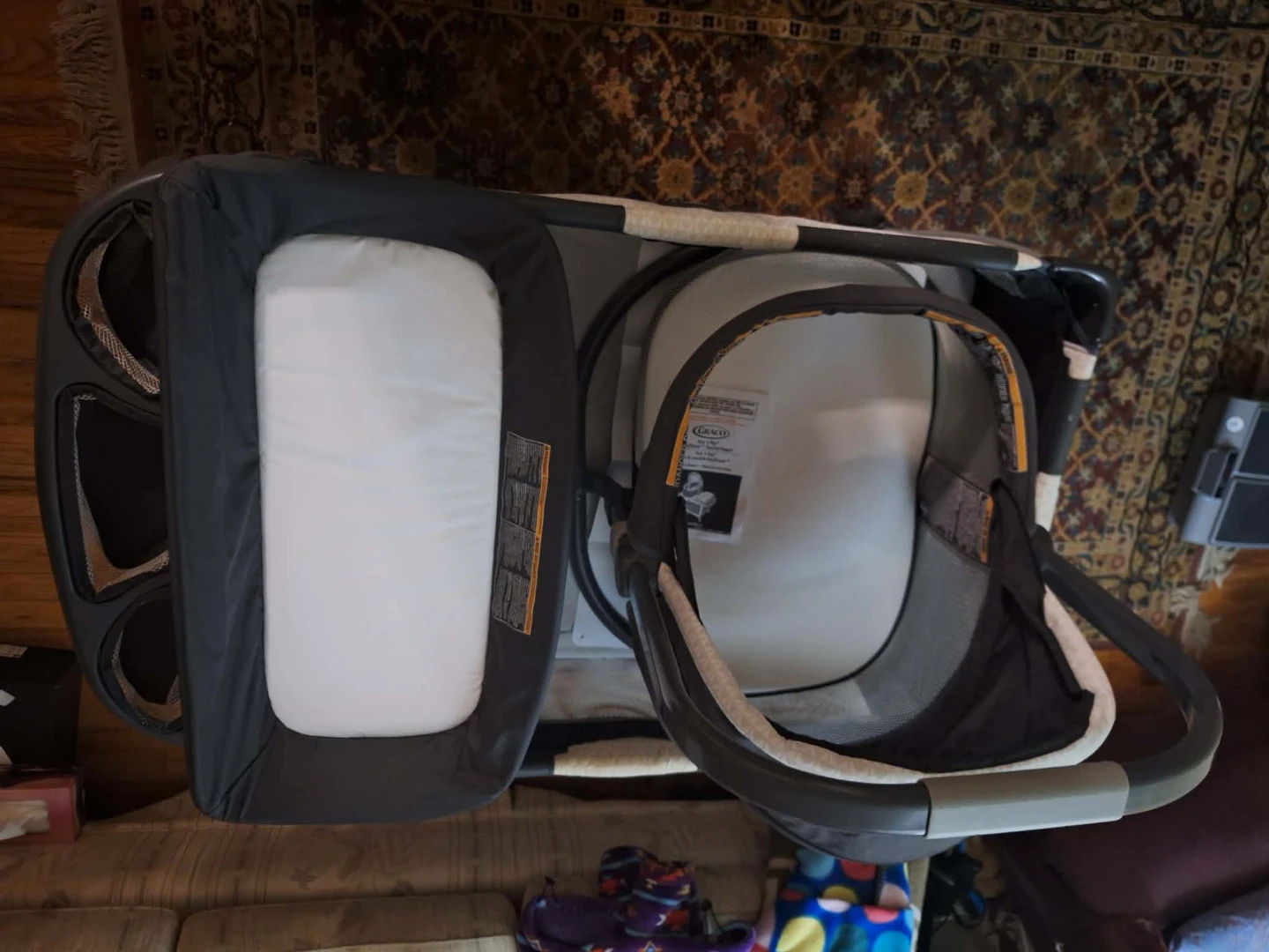 Graco Pack 'n Play Portable Playard - photo 2