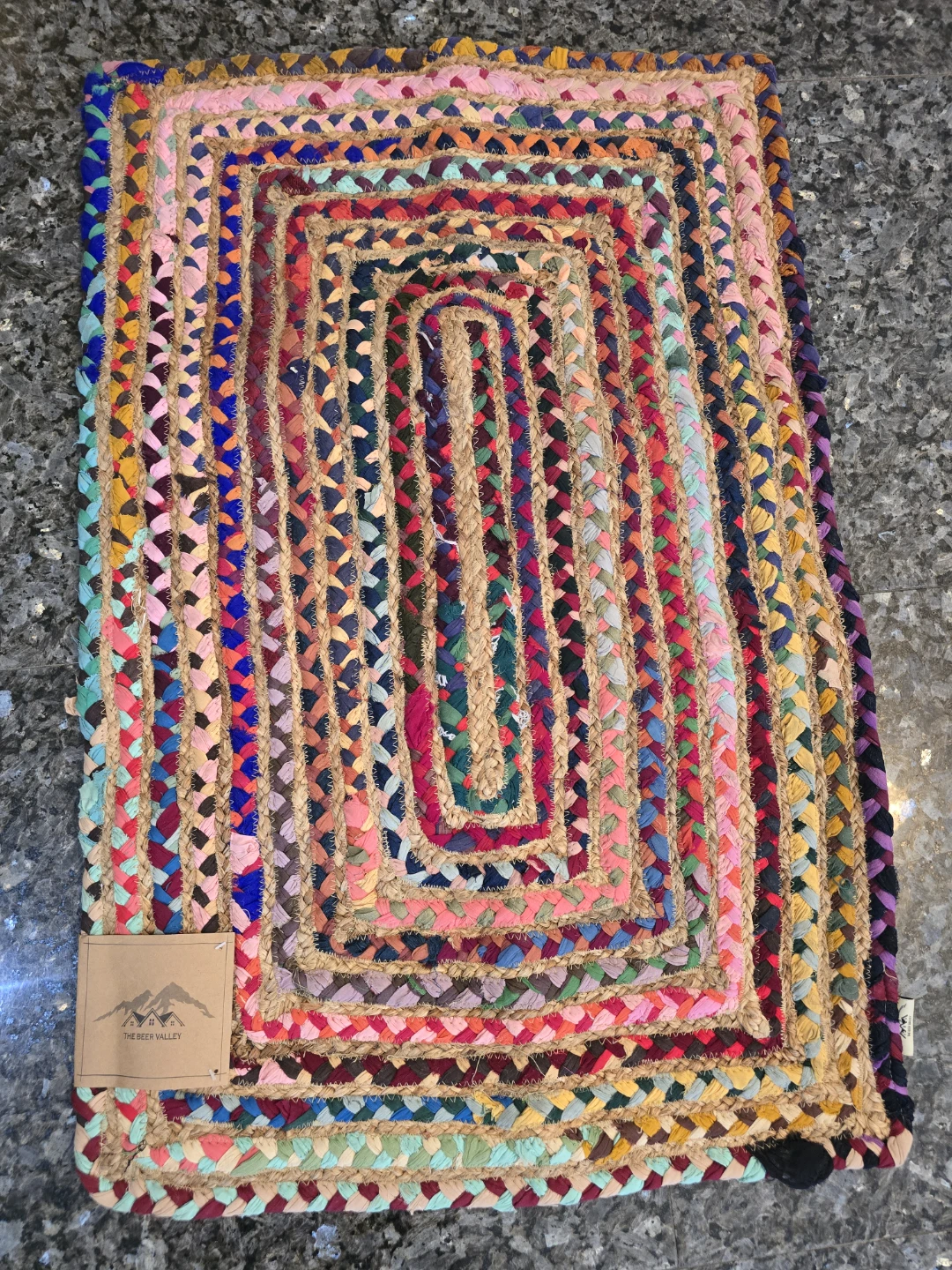 The Beer Valley Diamond Woven Rug 24x36