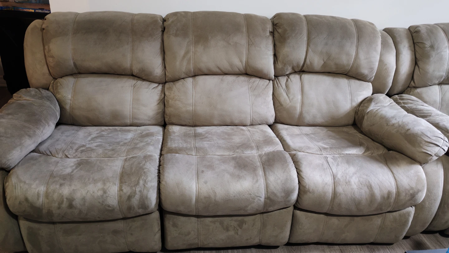 Reclining Sectional Sofa with Cup Holders - photo 4