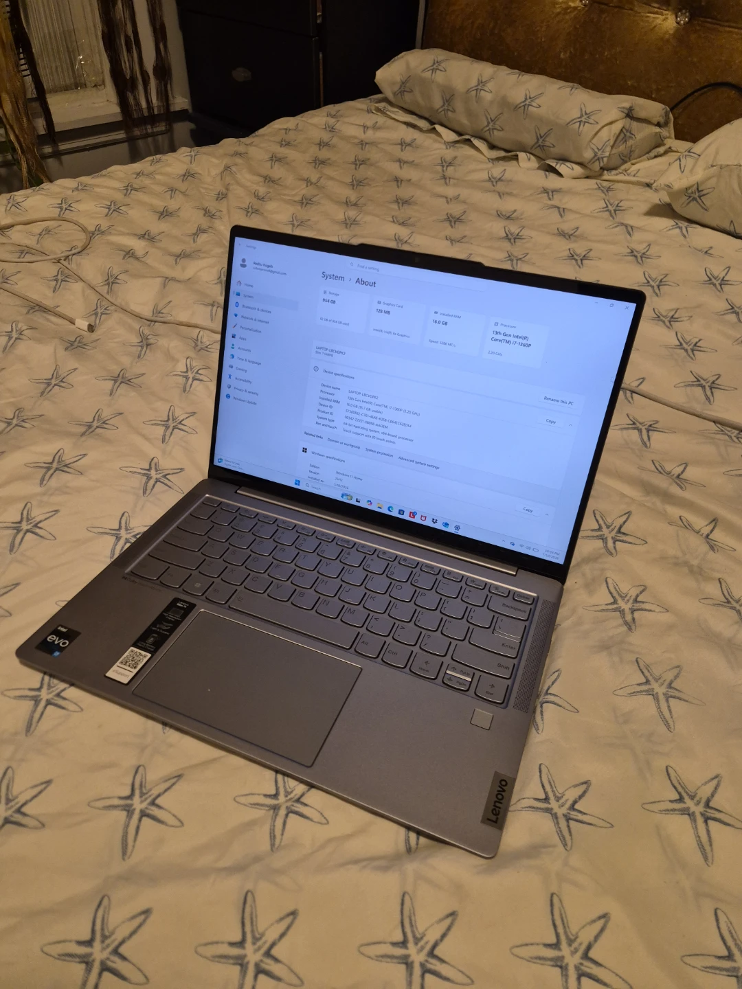 Lenovo Laptop - Intel Core i7 - 16GB RAM - 954GB Storage