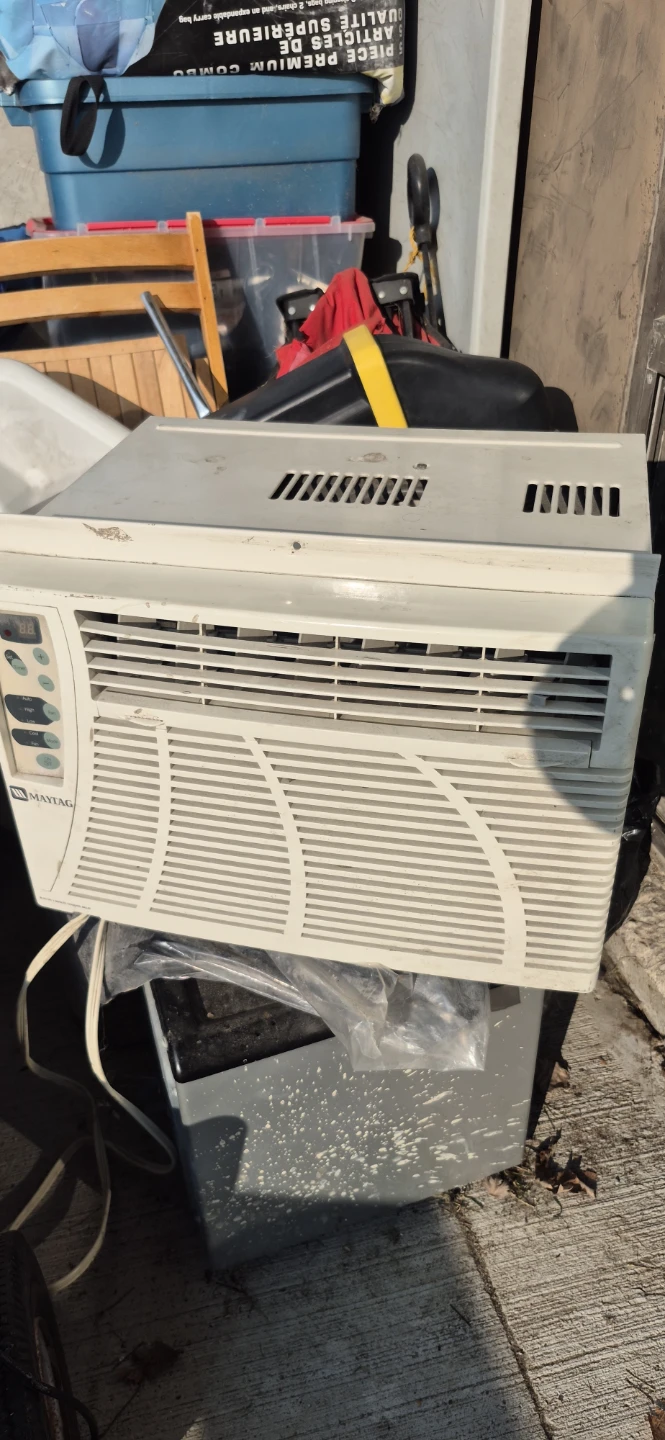 Maytag Window Air Conditioner - photo 2