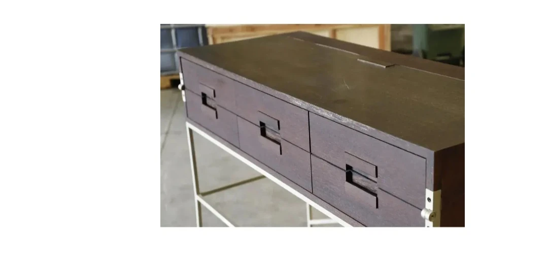 Antonio Citterio Console Table